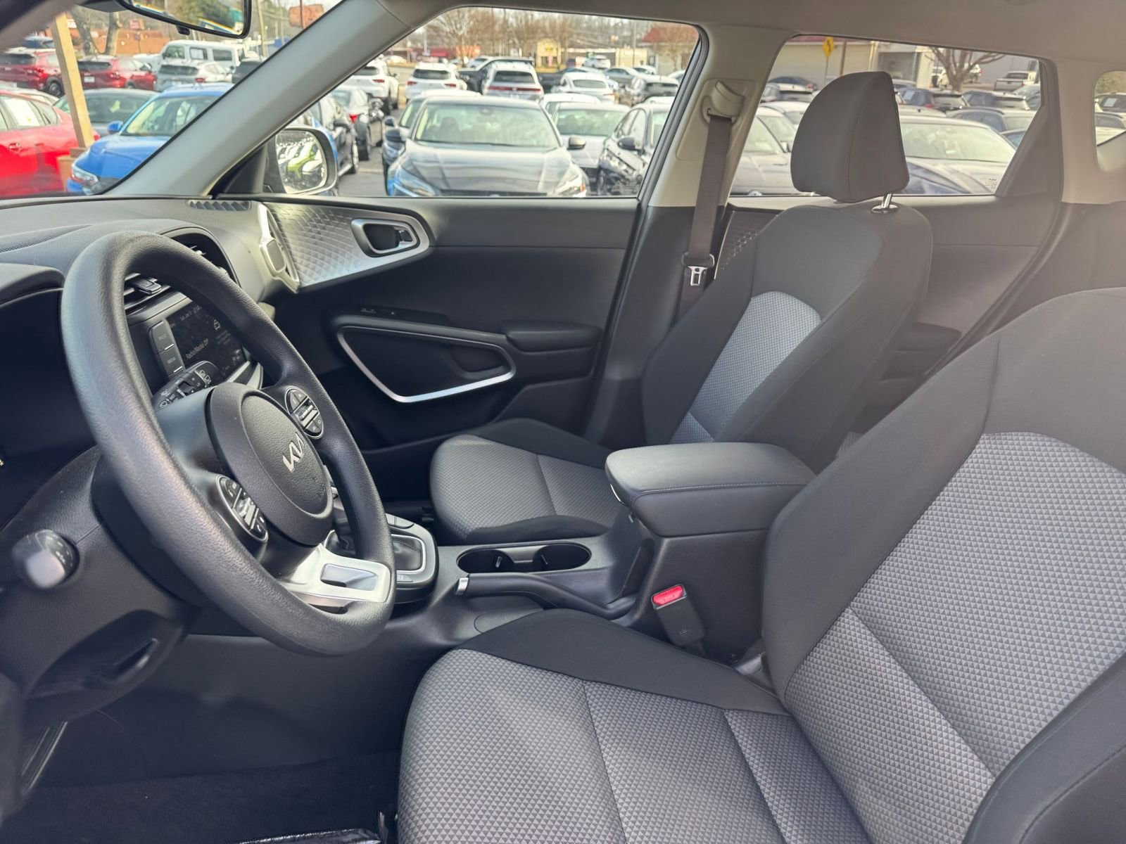 Thumbnail: 2025 Kia Soul - 30