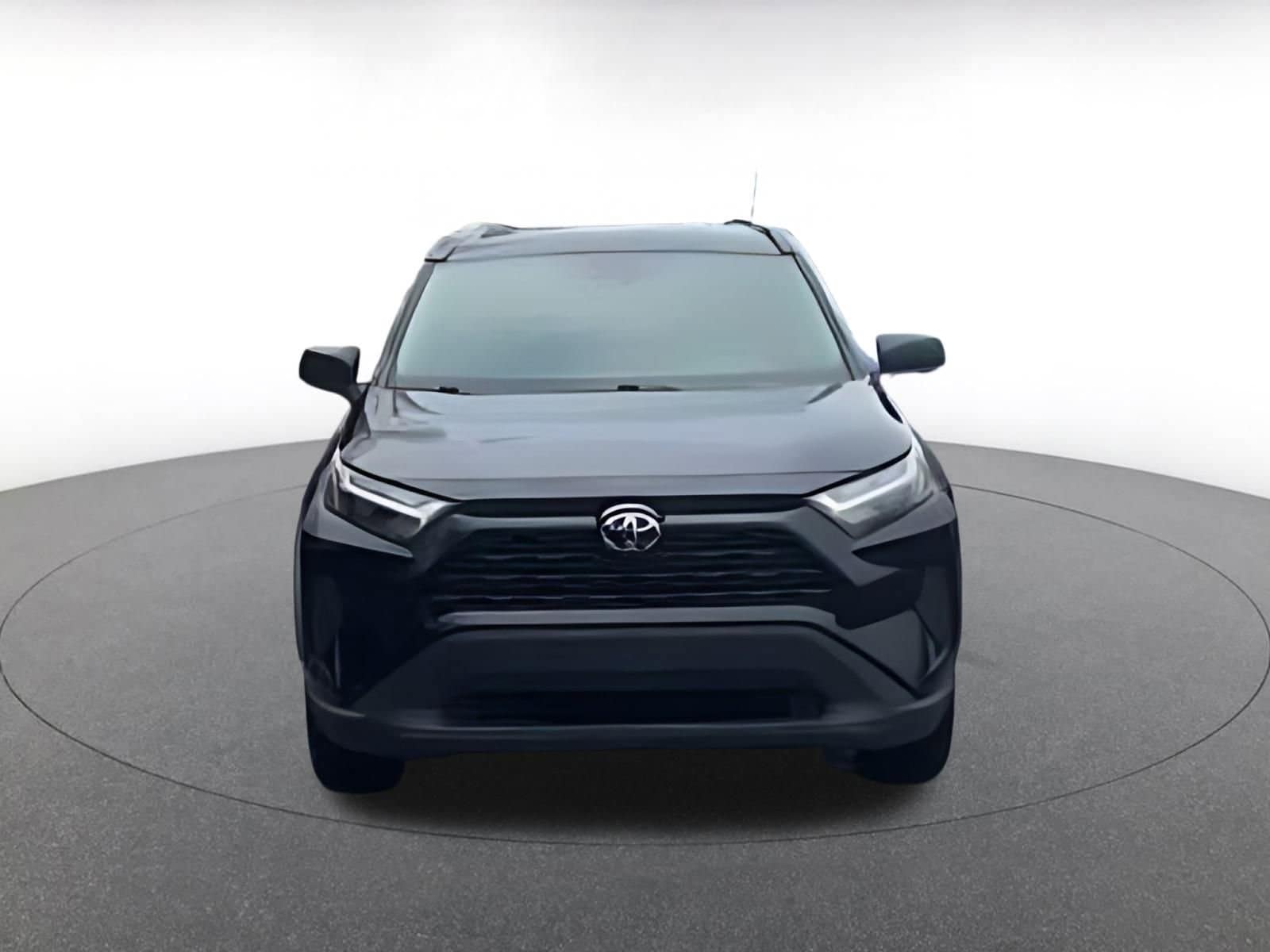 Thumbnail: 2025 Toyota RAV4 - 16