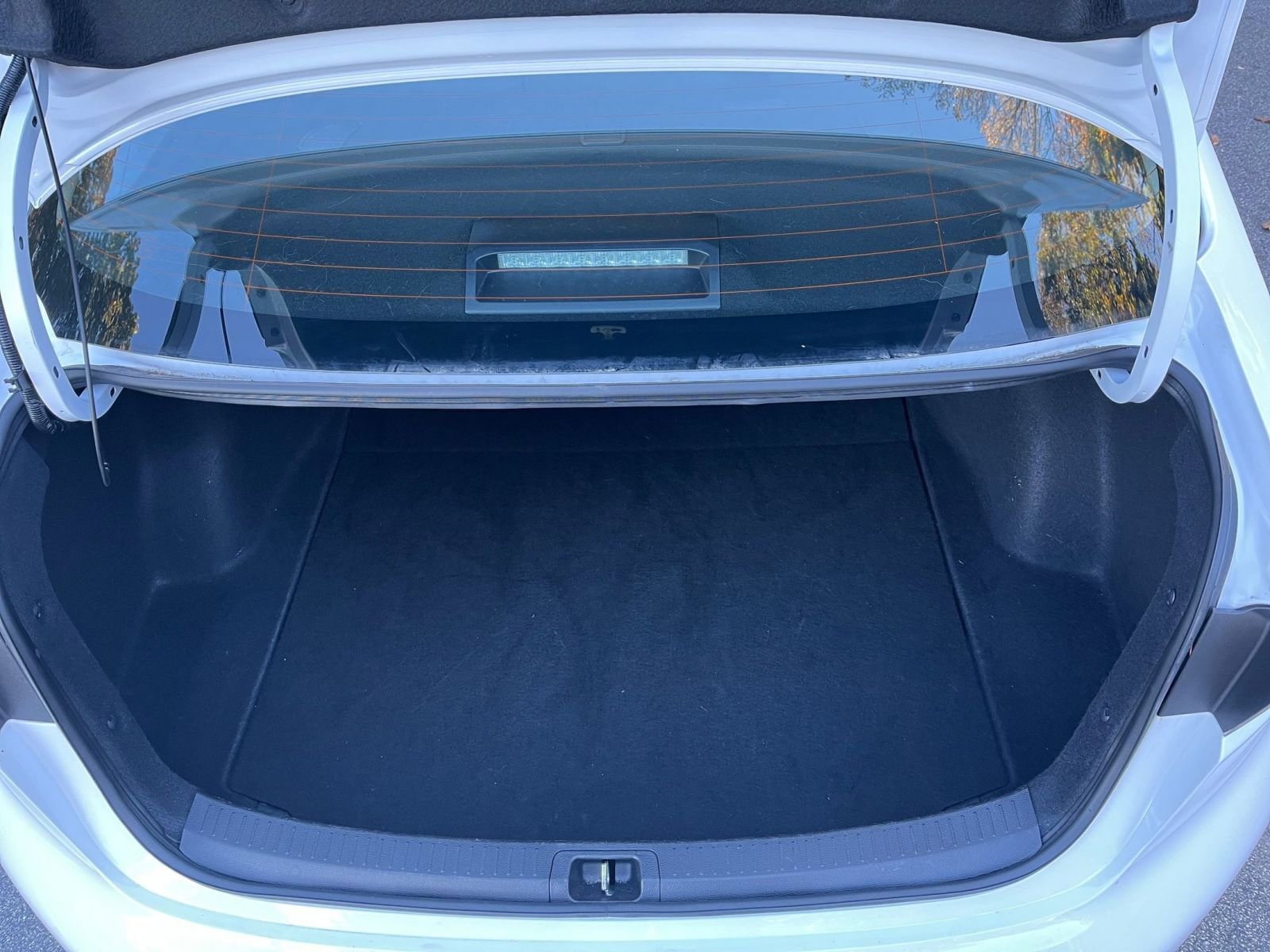 Thumbnail: 2025 Toyota Corolla - 27