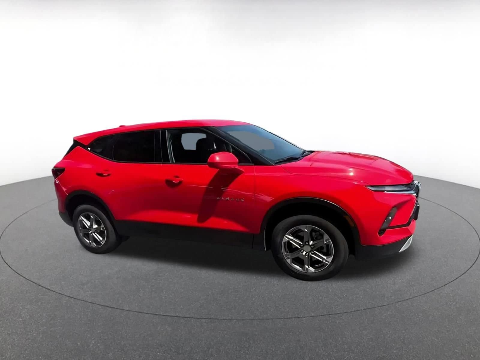 Thumbnail: 2026 Chevrolet Blazer - 2