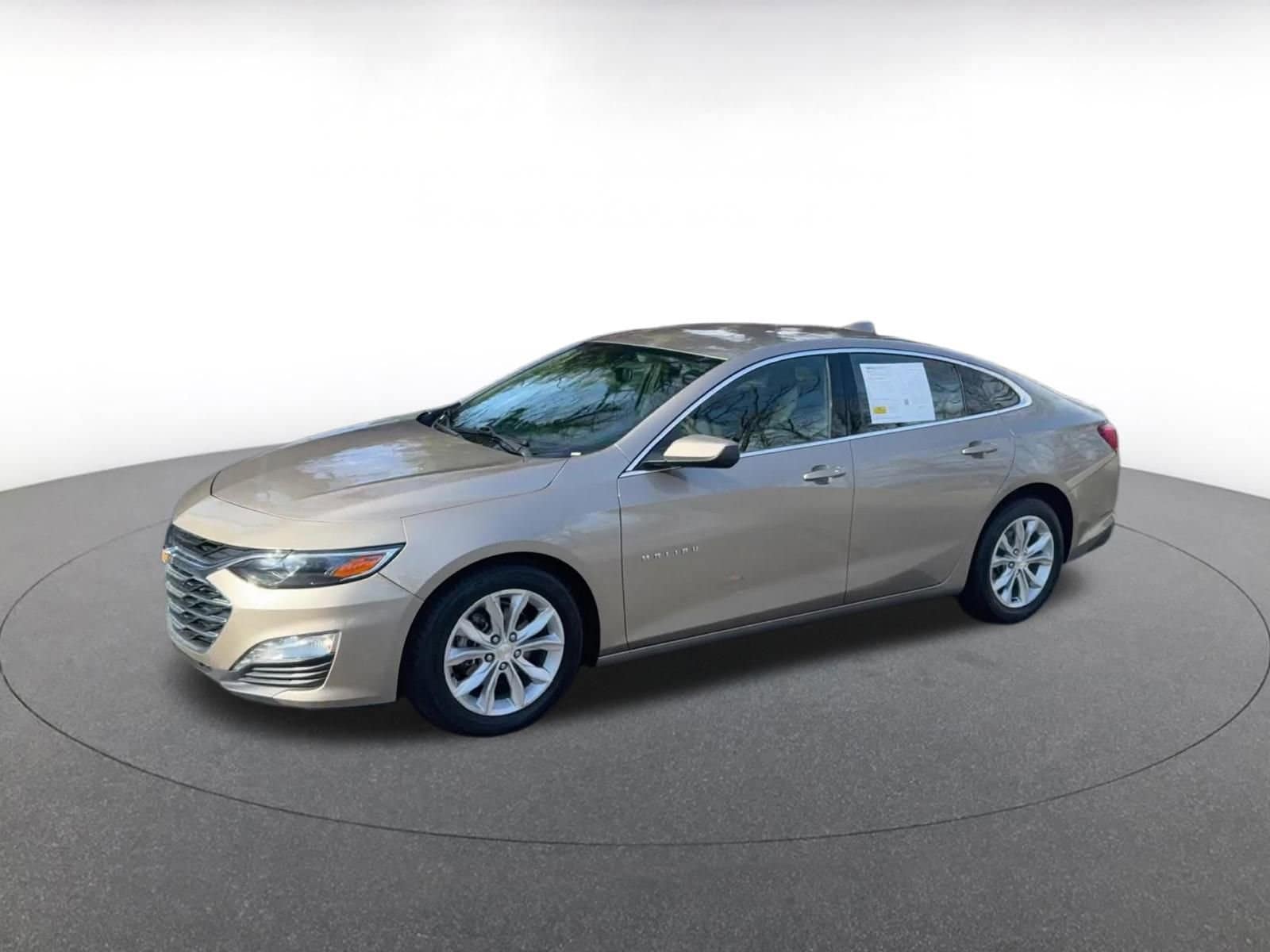 Thumbnail: 2024 Chevrolet Malibu - 7