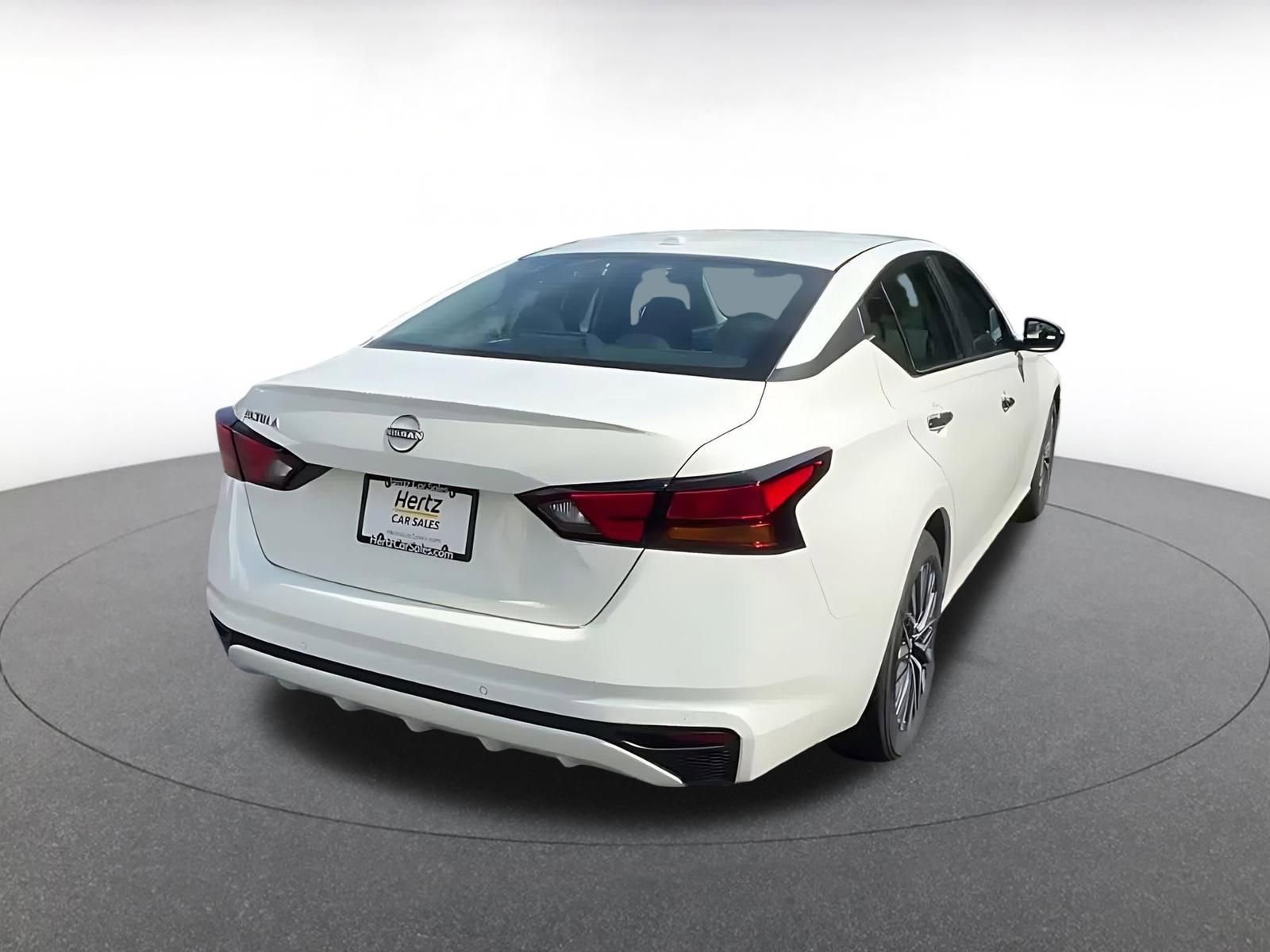 Thumbnail: 2025 Nissan Altima - 15