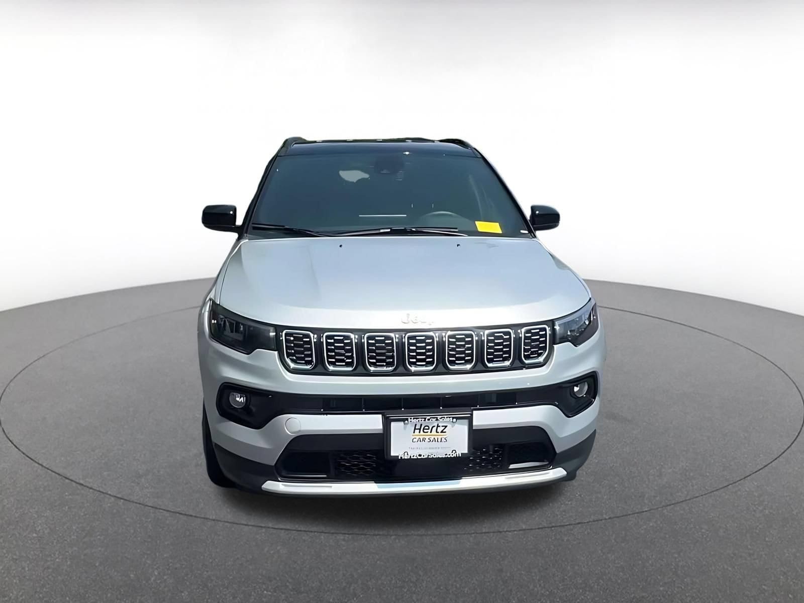 Thumbnail: 2025 Jeep Compass - 3