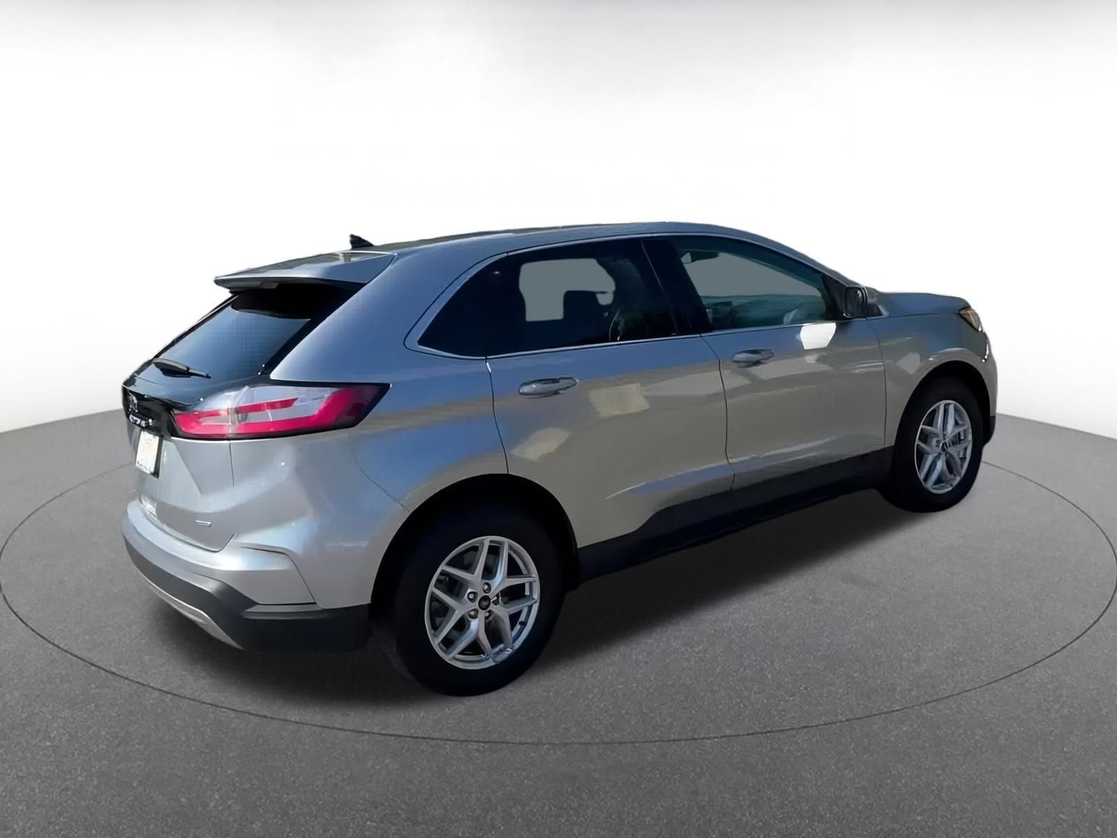 Thumbnail: 2024 Ford Edge - 15