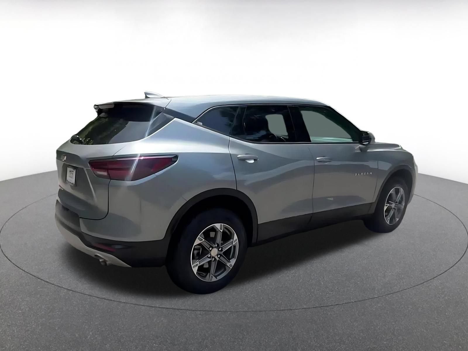 Thumbnail: 2026 Chevrolet Blazer - 14