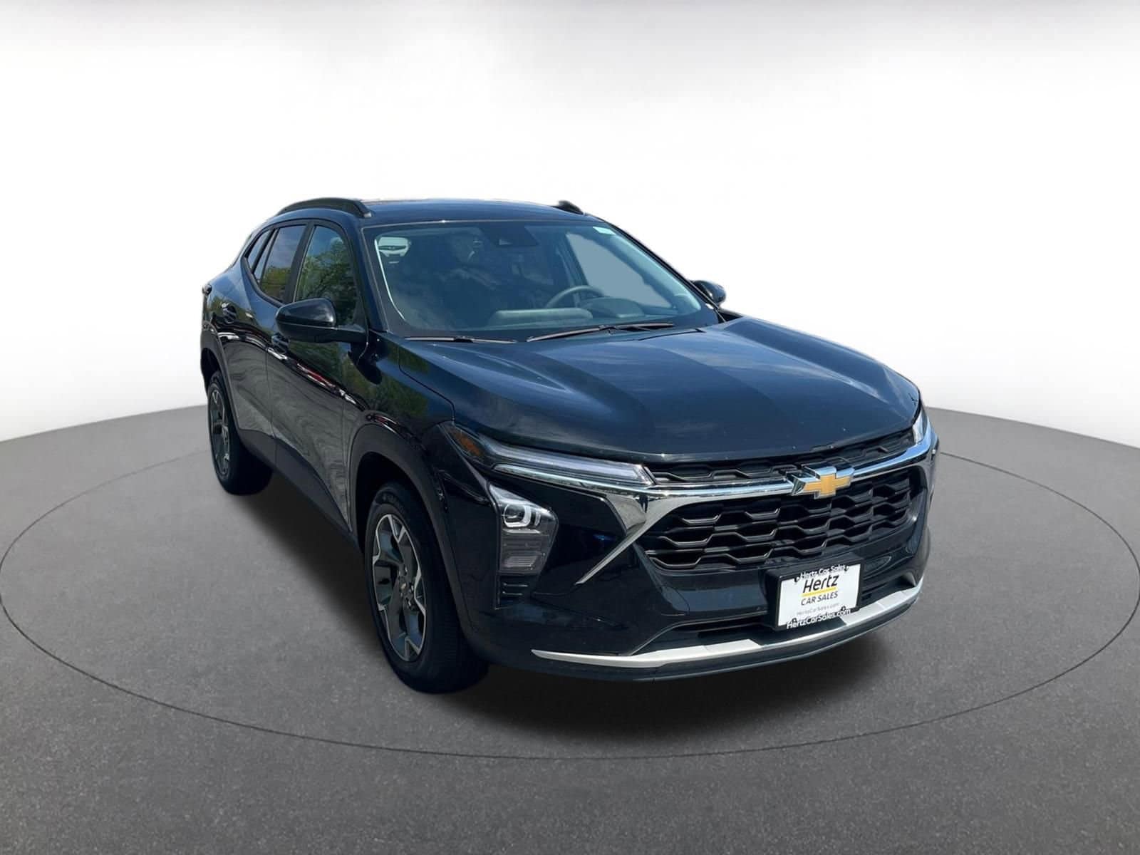 Thumbnail: 2025 Chevrolet Trax - 1