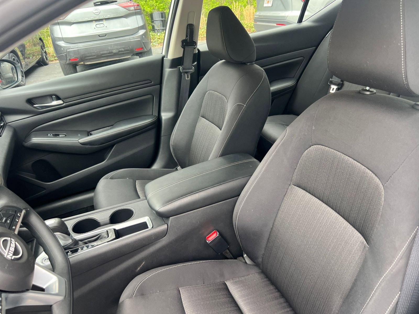 Thumbnail: 2025 Nissan Altima - 31