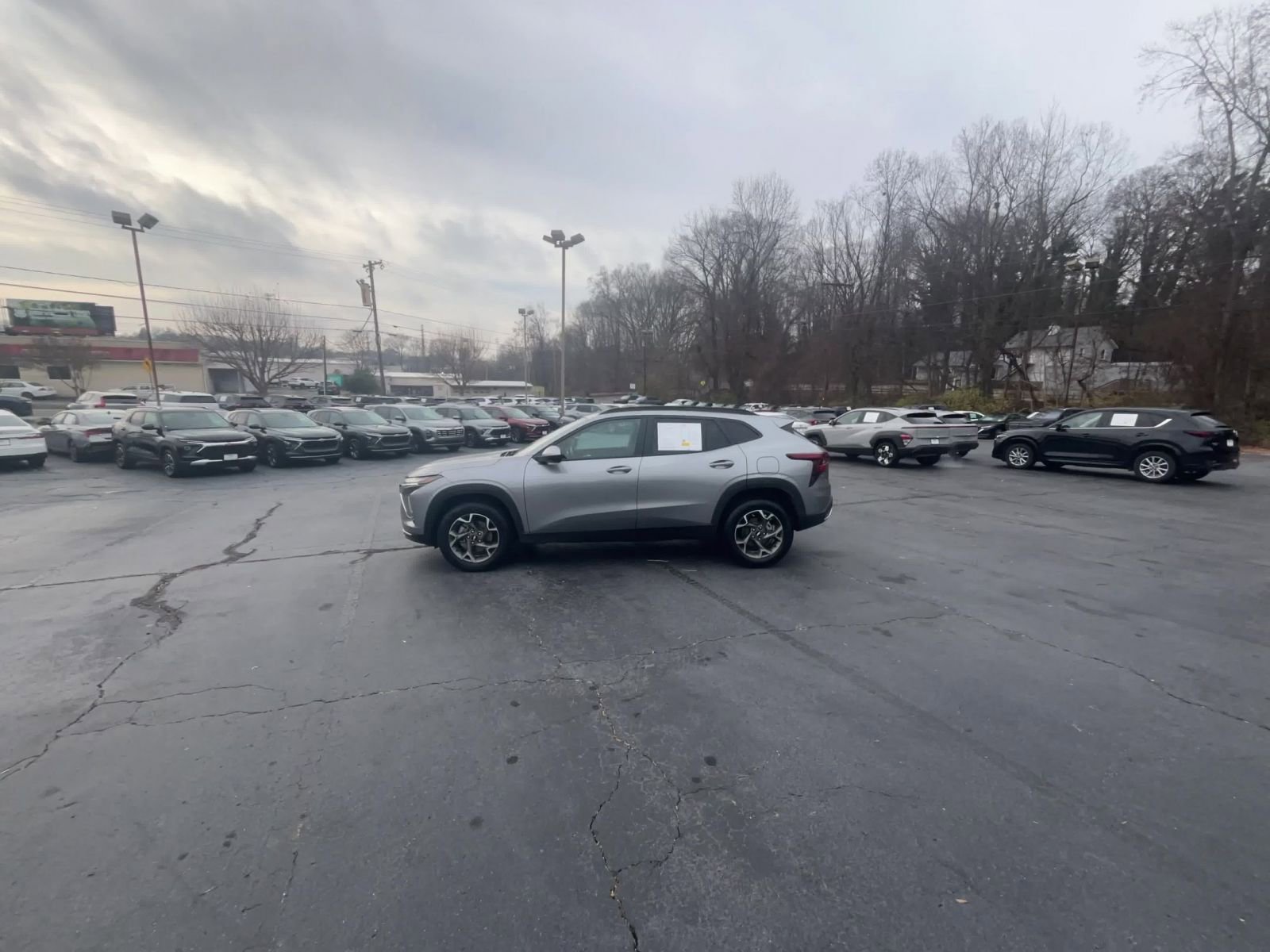 Thumbnail: 2025 Chevrolet Trax - 15