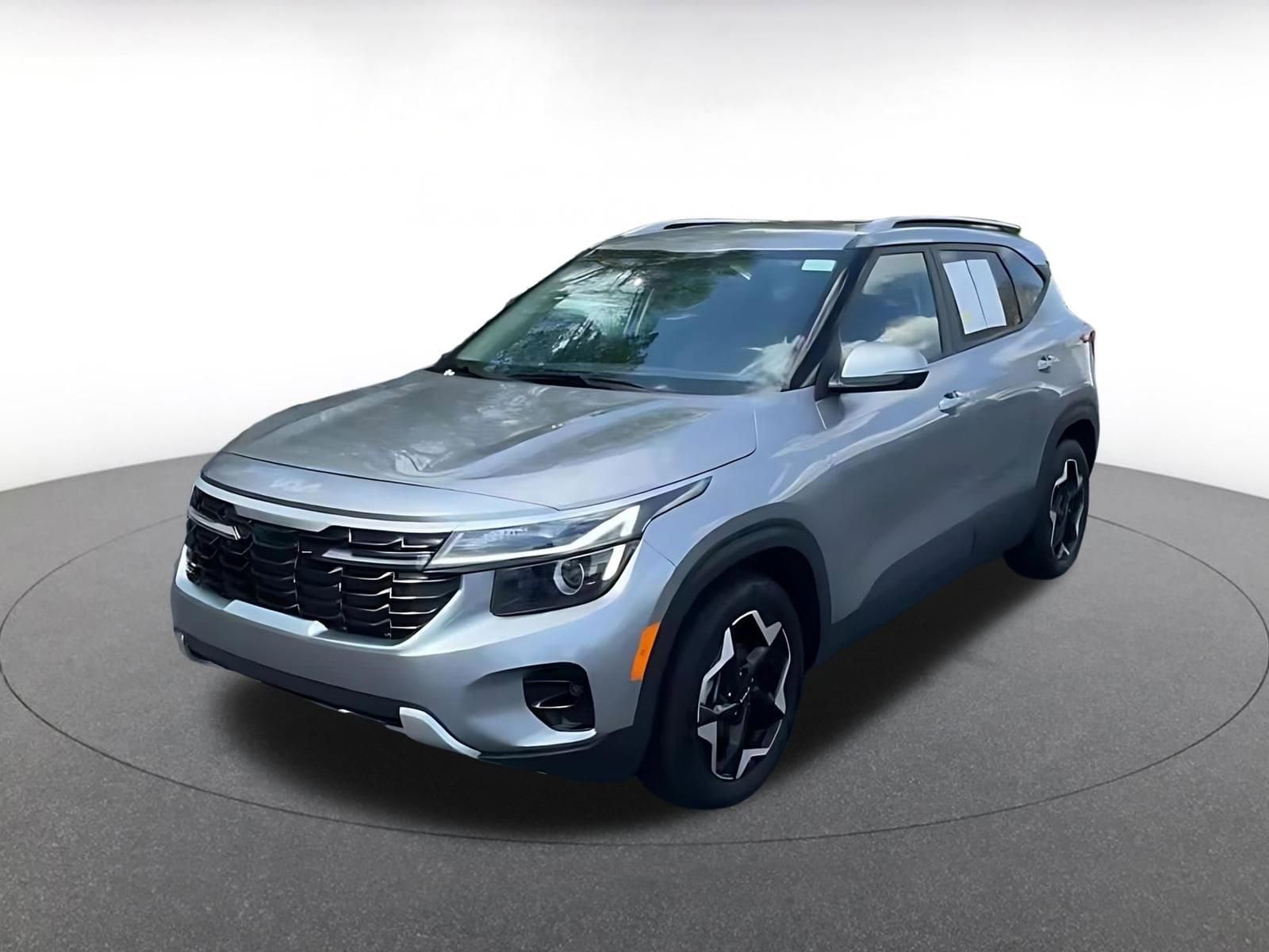 Thumbnail: 2025 Kia Seltos - 8