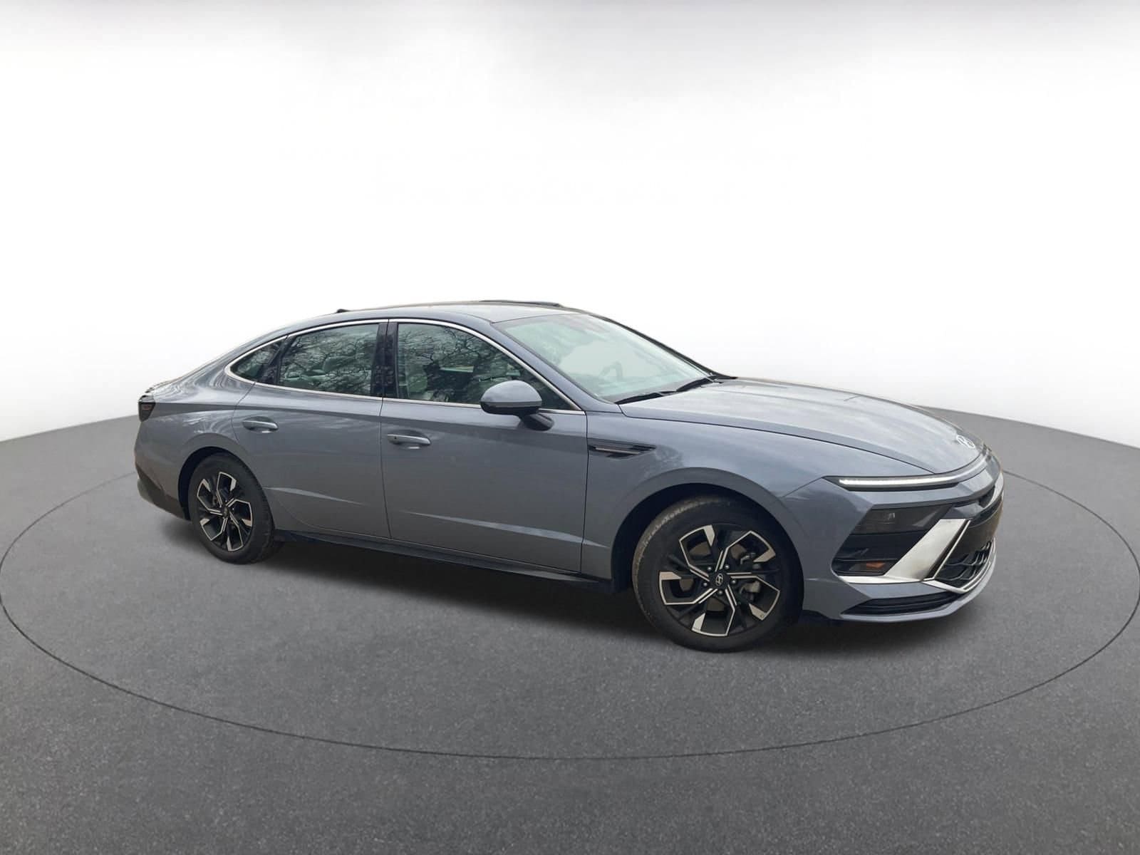 Thumbnail: 2025 Hyundai Sonata - 2