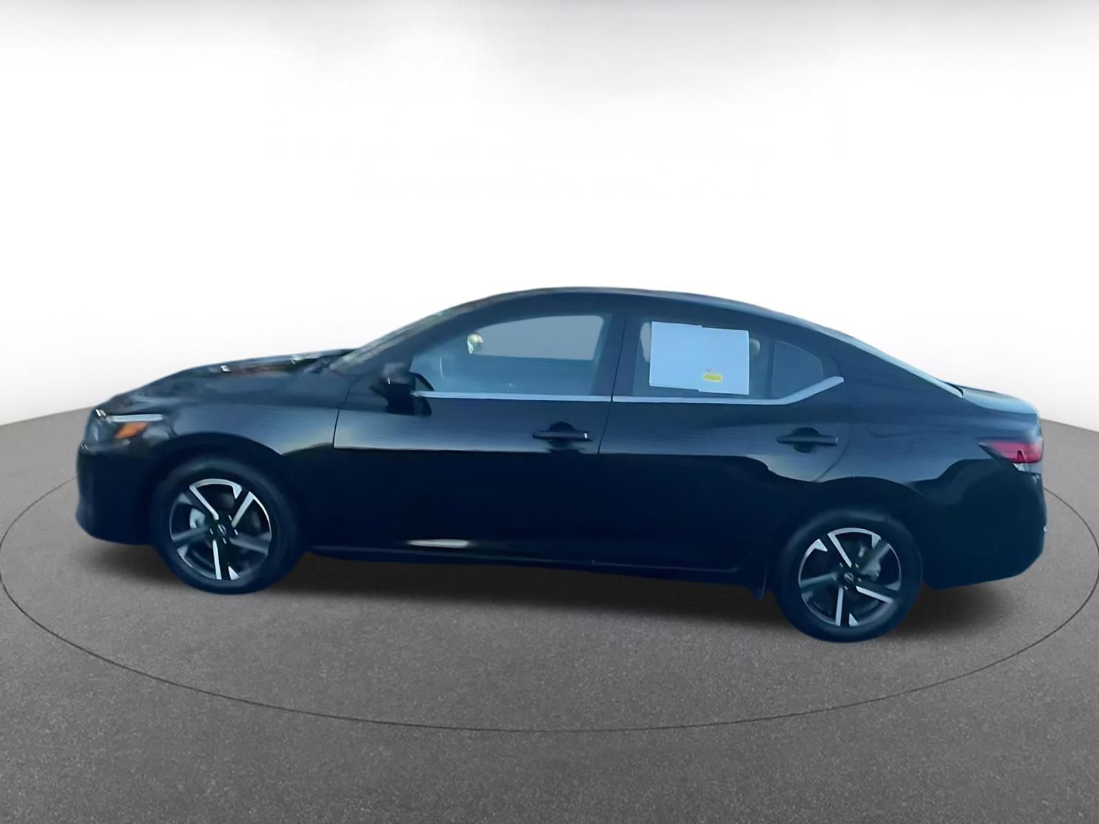 Thumbnail: 2025 Nissan Sentra - 8