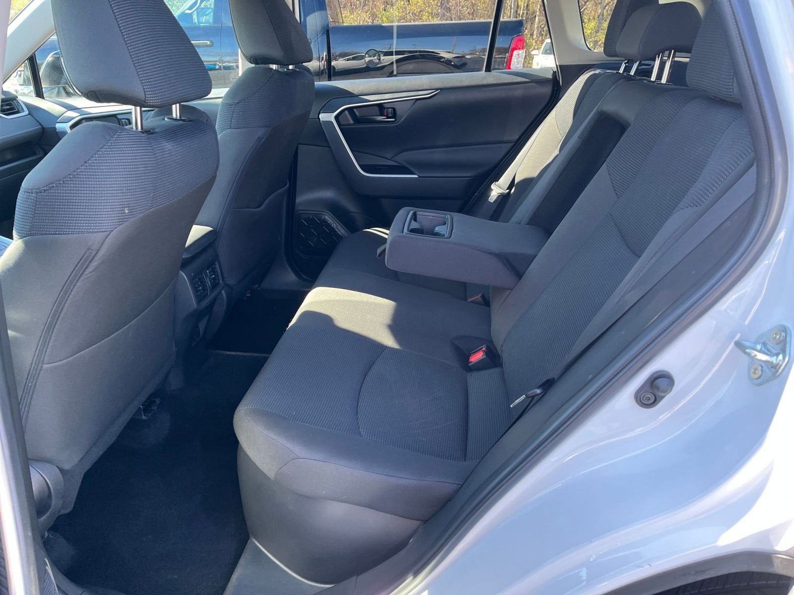 Thumbnail: 2025 Toyota RAV4 - 20