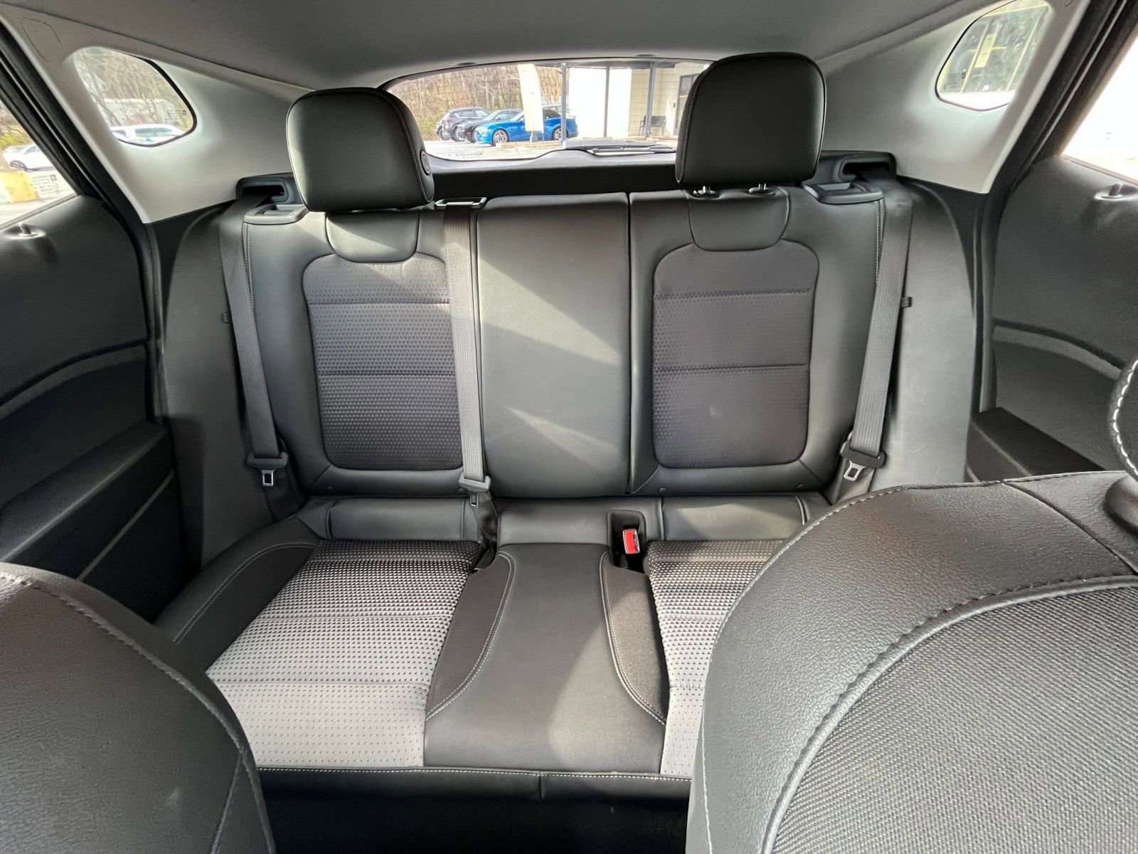 Thumbnail: 2025 Chevrolet Trax - 32