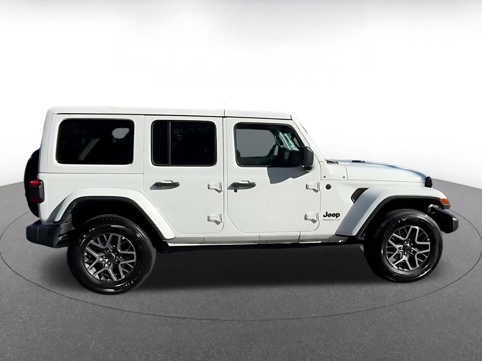 Thumbnail: 2025 Jeep Wrangler - 11