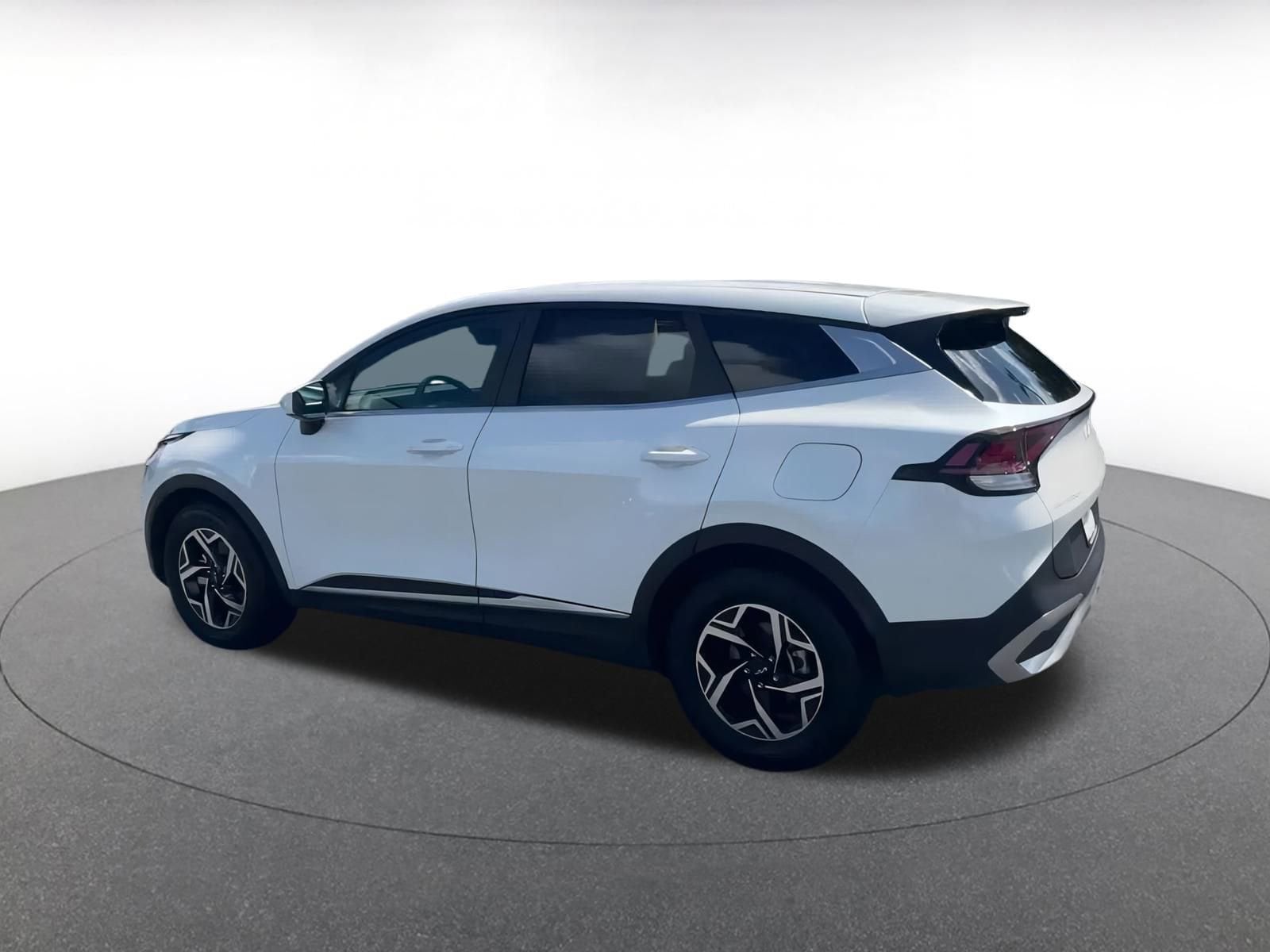 Thumbnail: 2024 Kia Sportage - 10