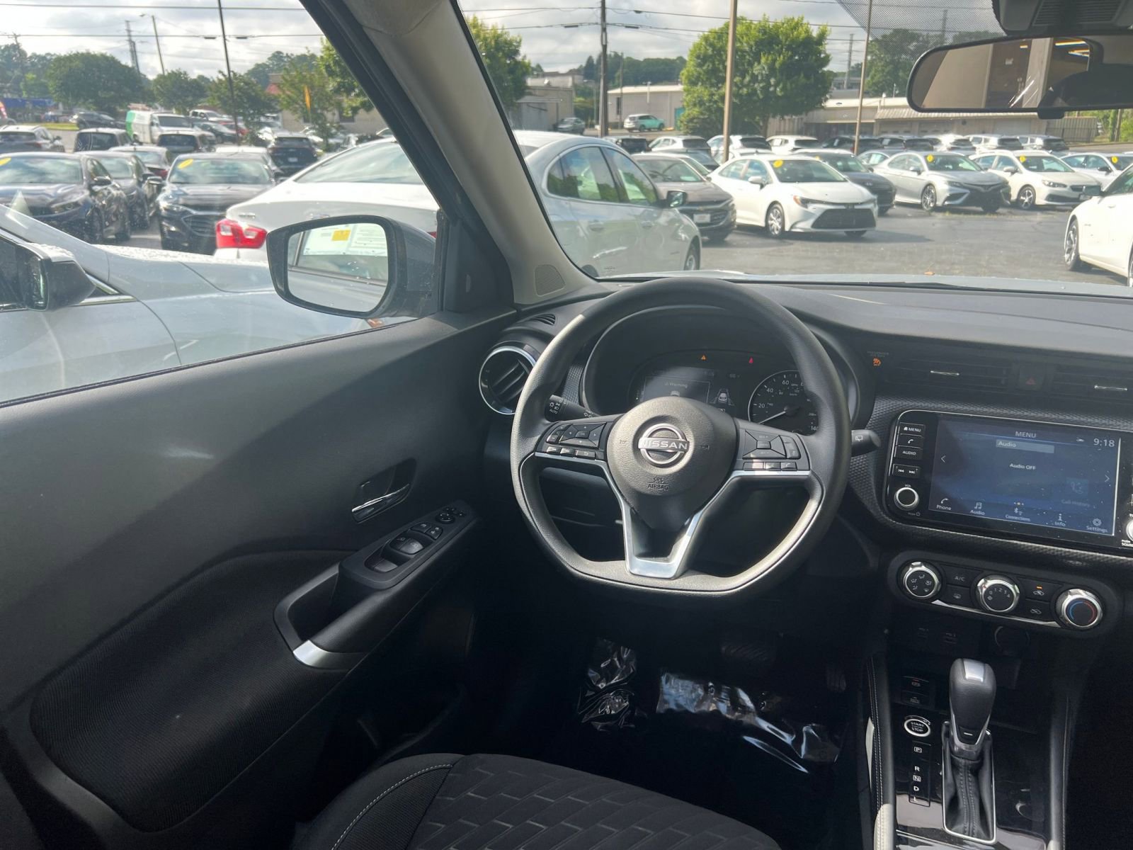 2024 Nissan Kicks SV 29