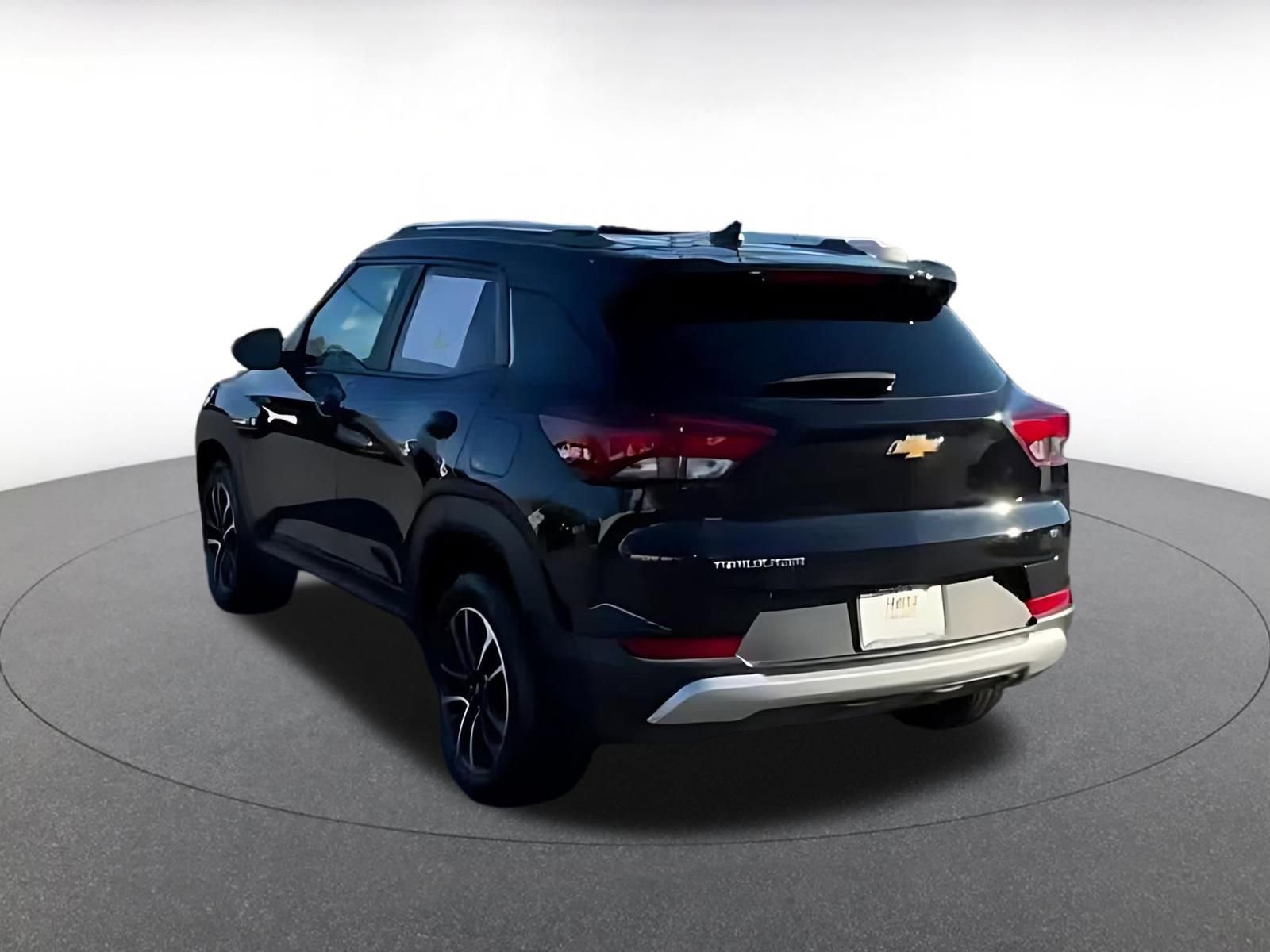 Thumbnail: 2025 Chevrolet TrailBlazer - 10