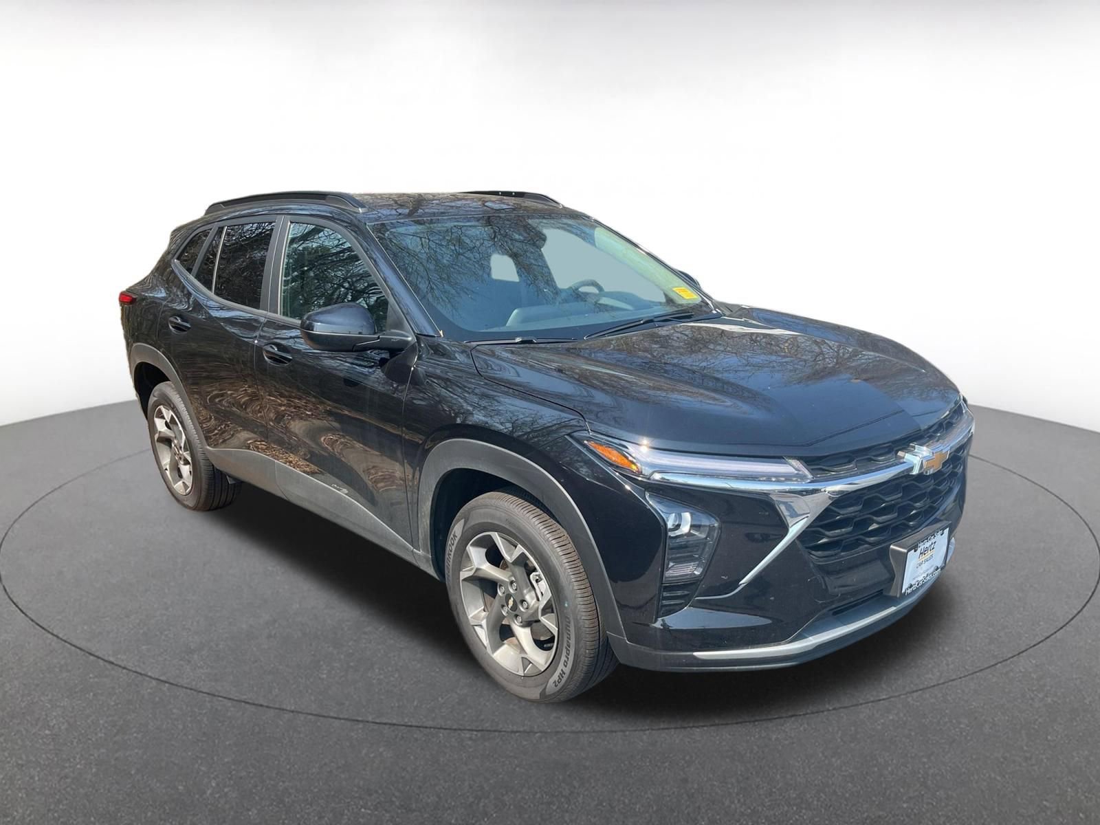 Thumbnail: 2025 Chevrolet Trax - 9