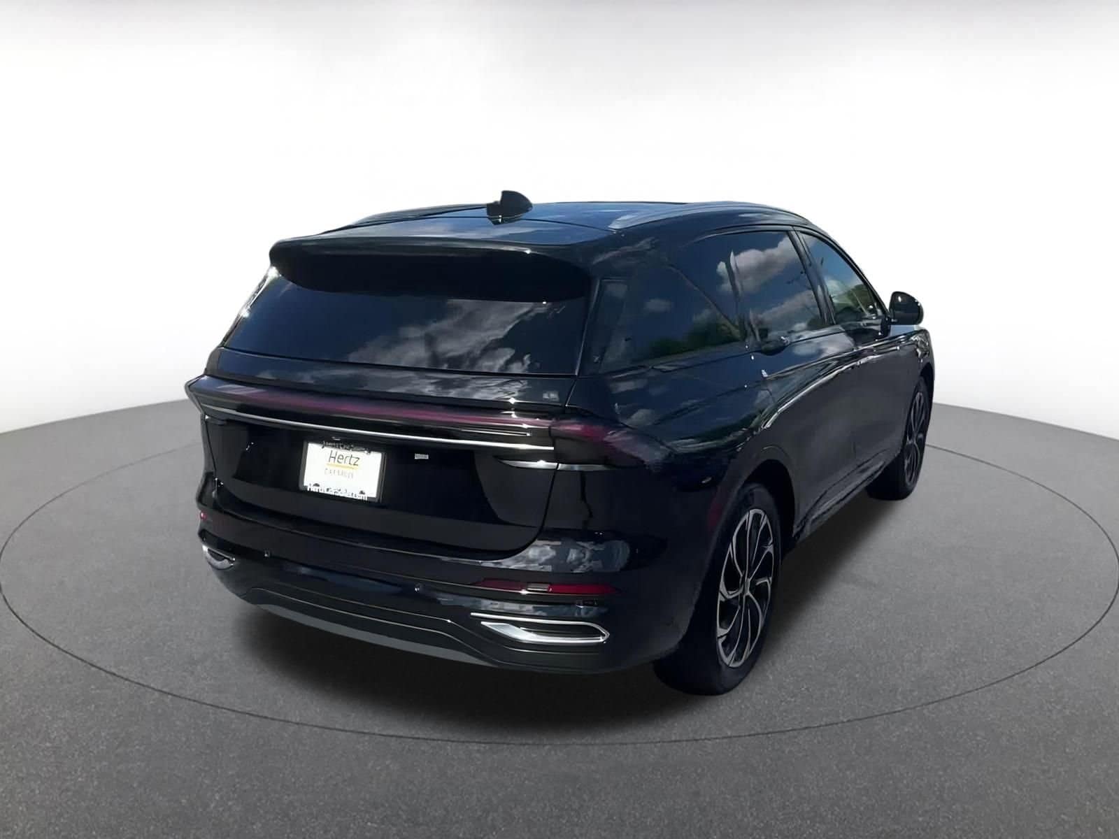 Thumbnail: 2024 Lincoln Nautilus - 14