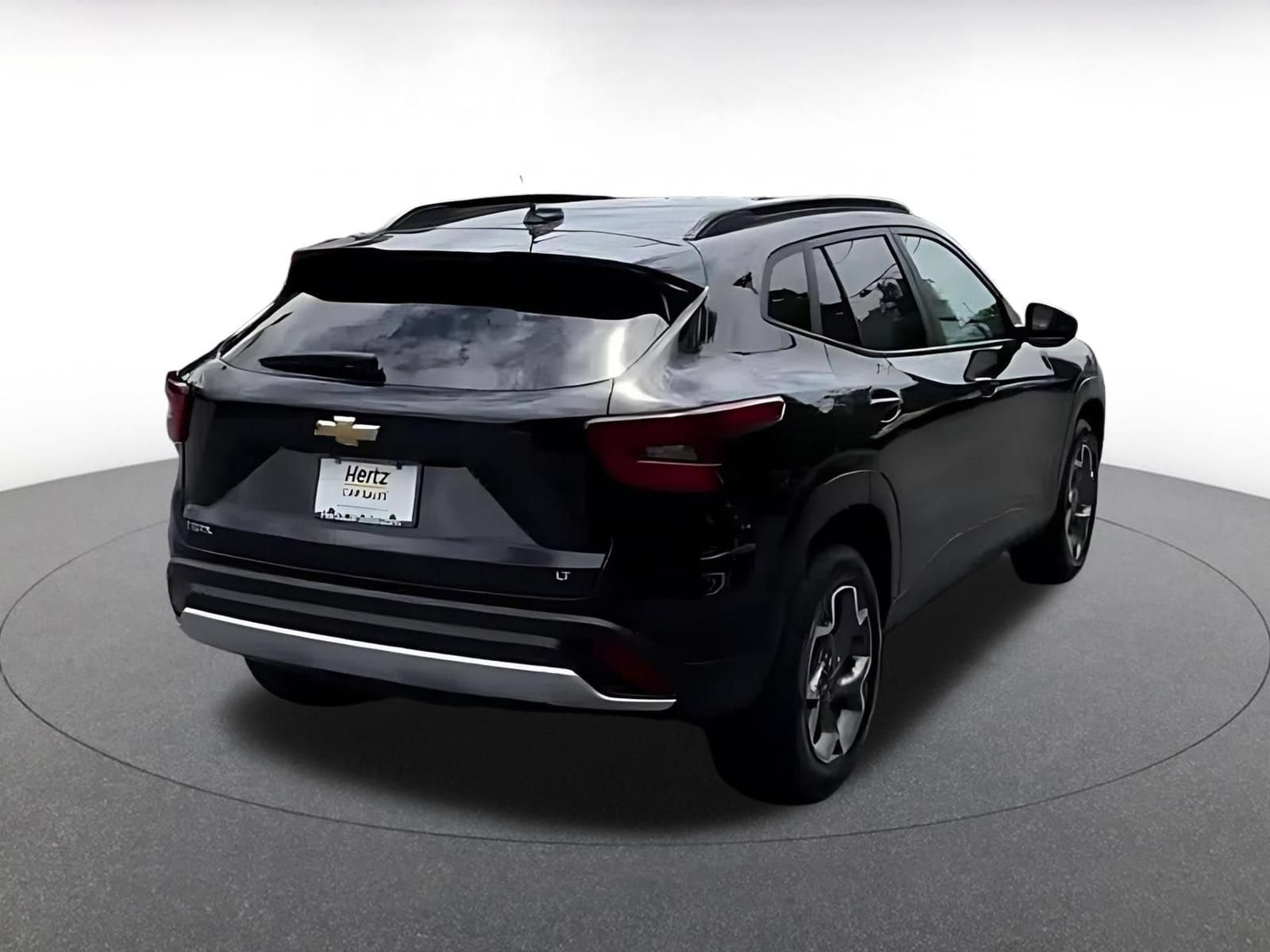 Thumbnail: 2025 Chevrolet Trax - 9
