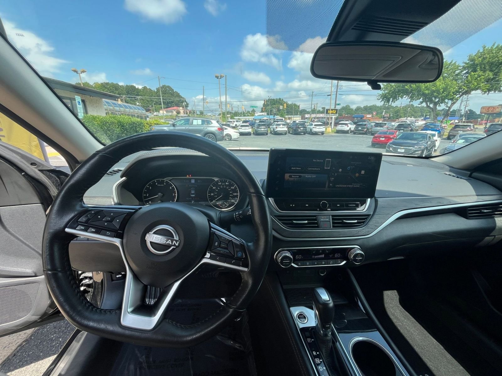 Thumbnail: 2024 Nissan Altima - 30