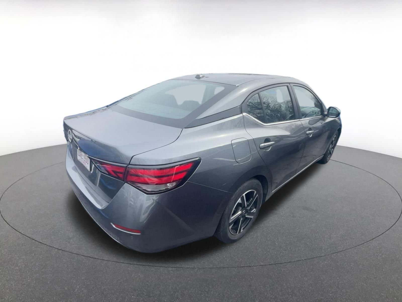 Thumbnail: 2025 Nissan Sentra - 4