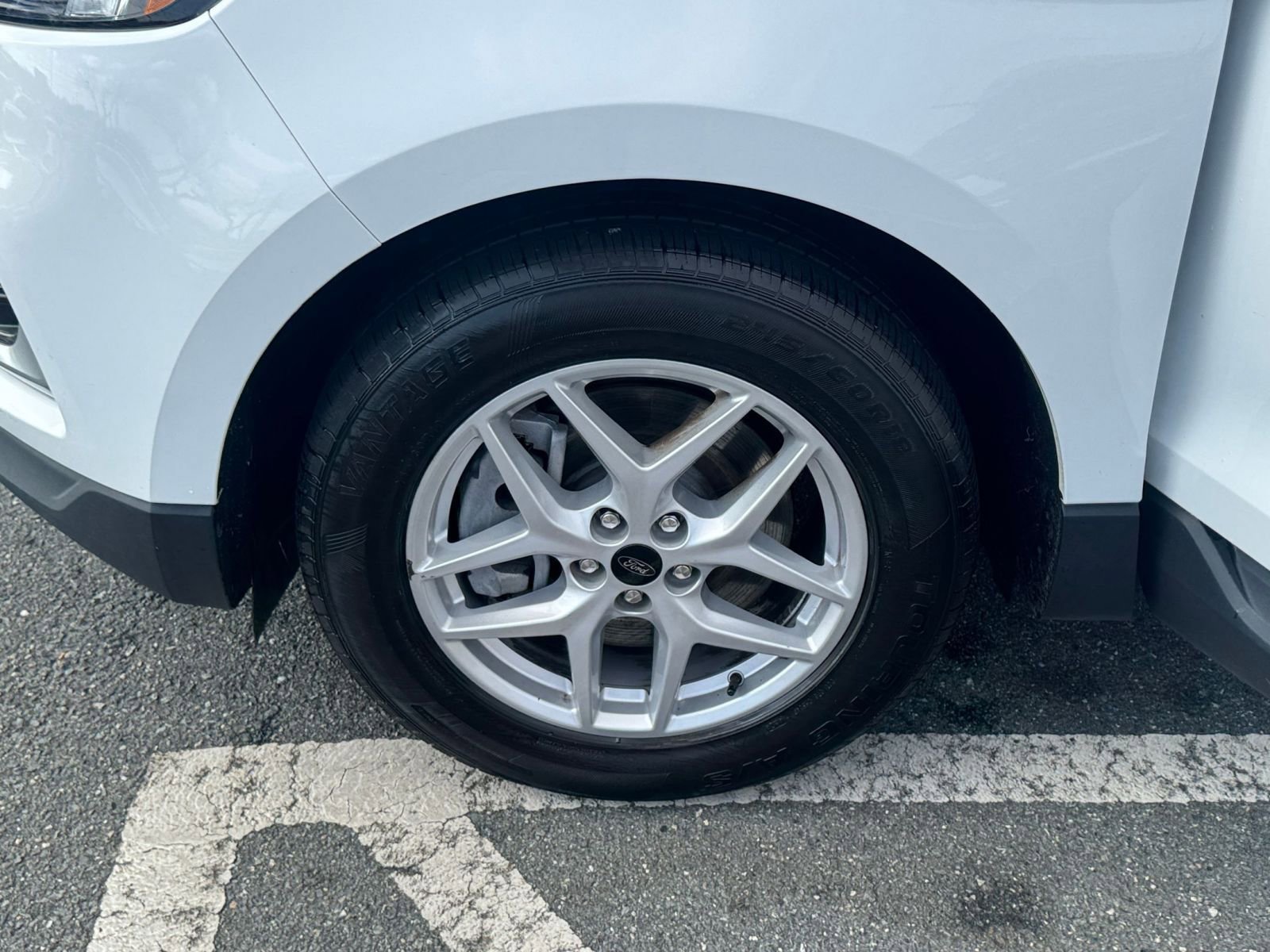 Thumbnail: 2024 Ford Edge - 23