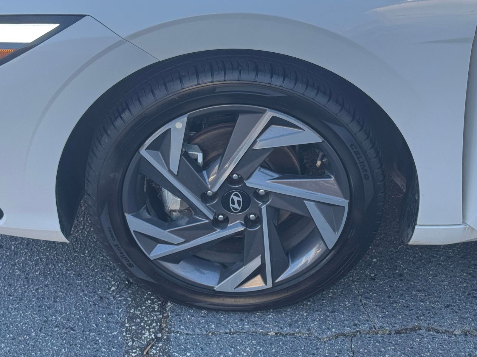 Thumbnail: 2025 Hyundai Elantra - 23