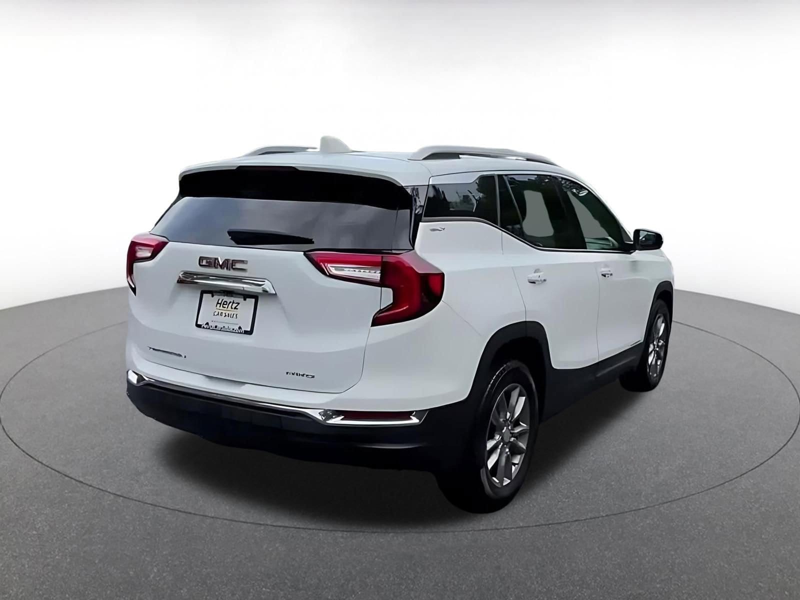 Thumbnail: 2024 GMC Terrain - 14
