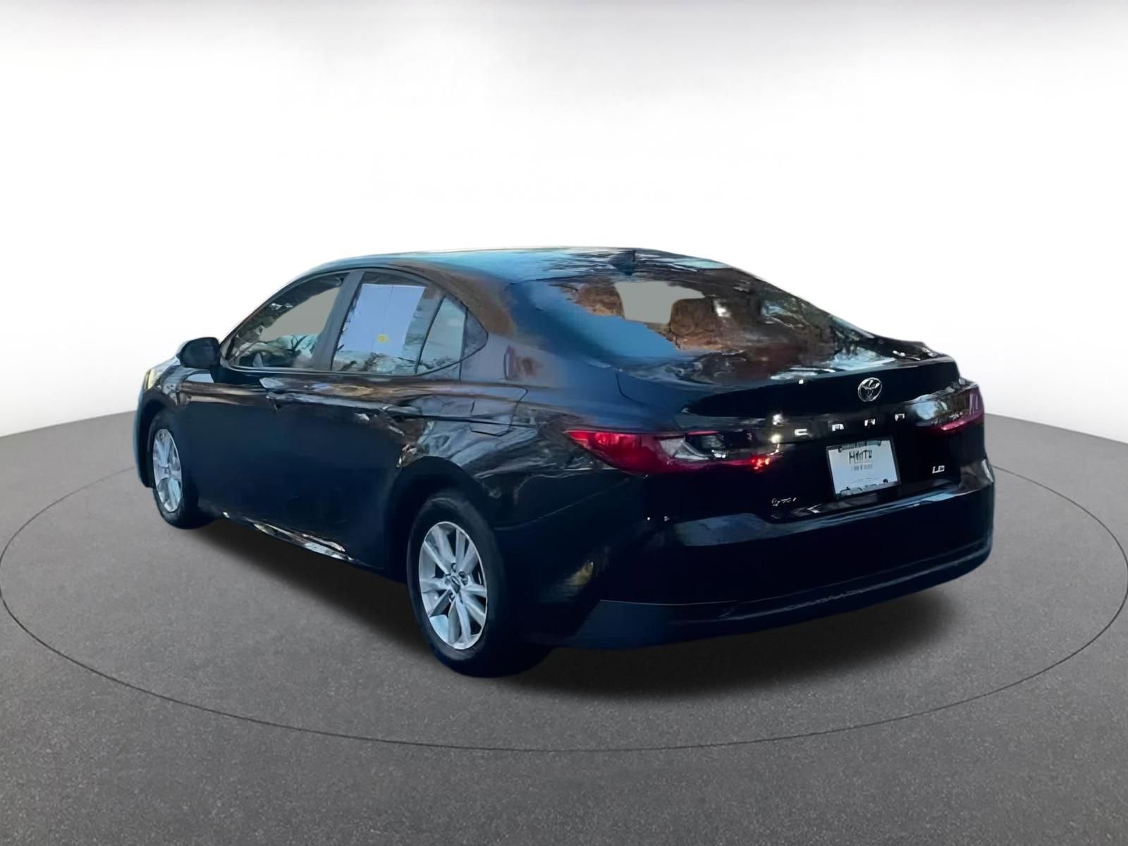 Thumbnail: 2025 Toyota Camry - 11