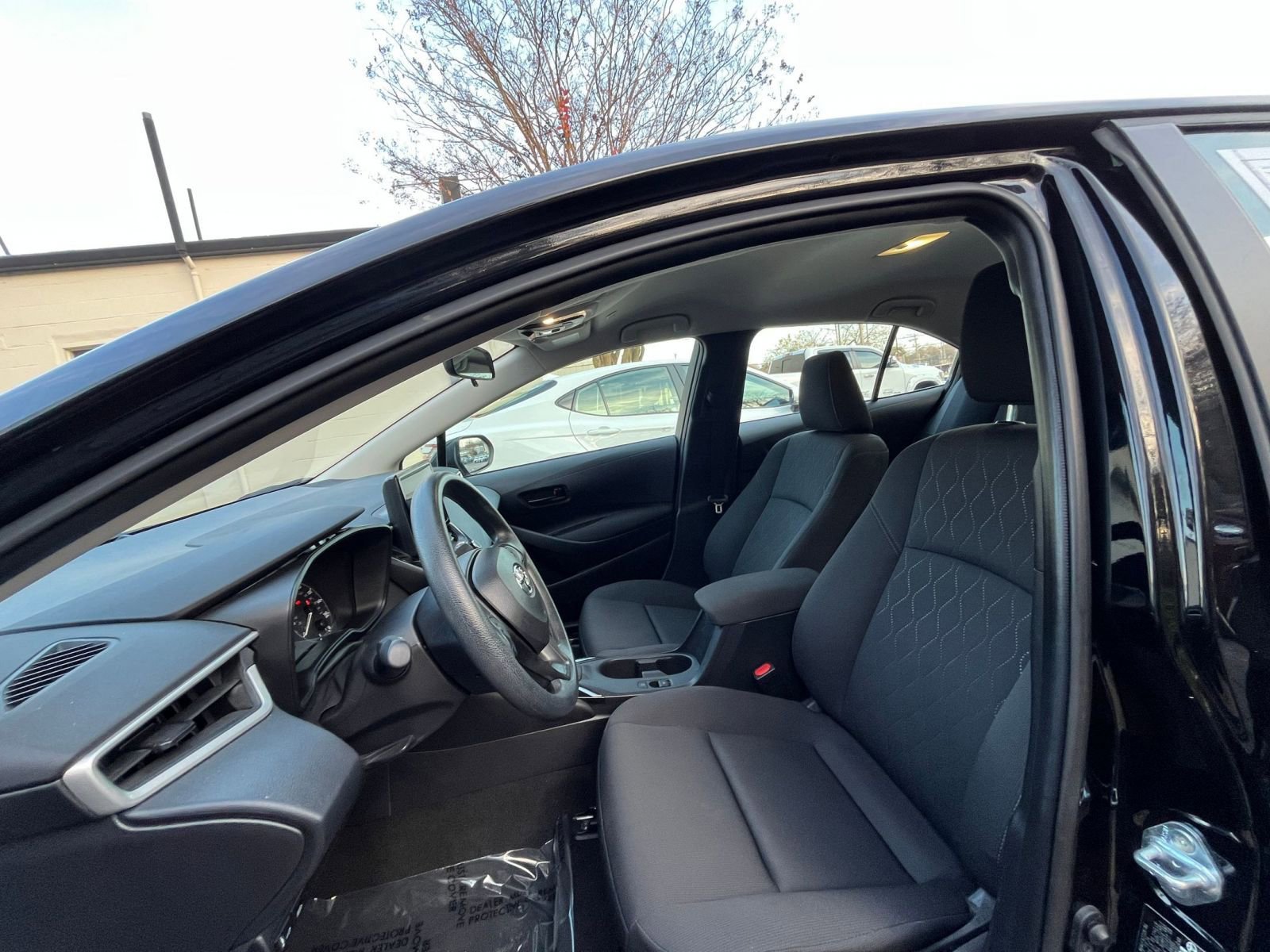 Thumbnail: 2025 Toyota Corolla - 22