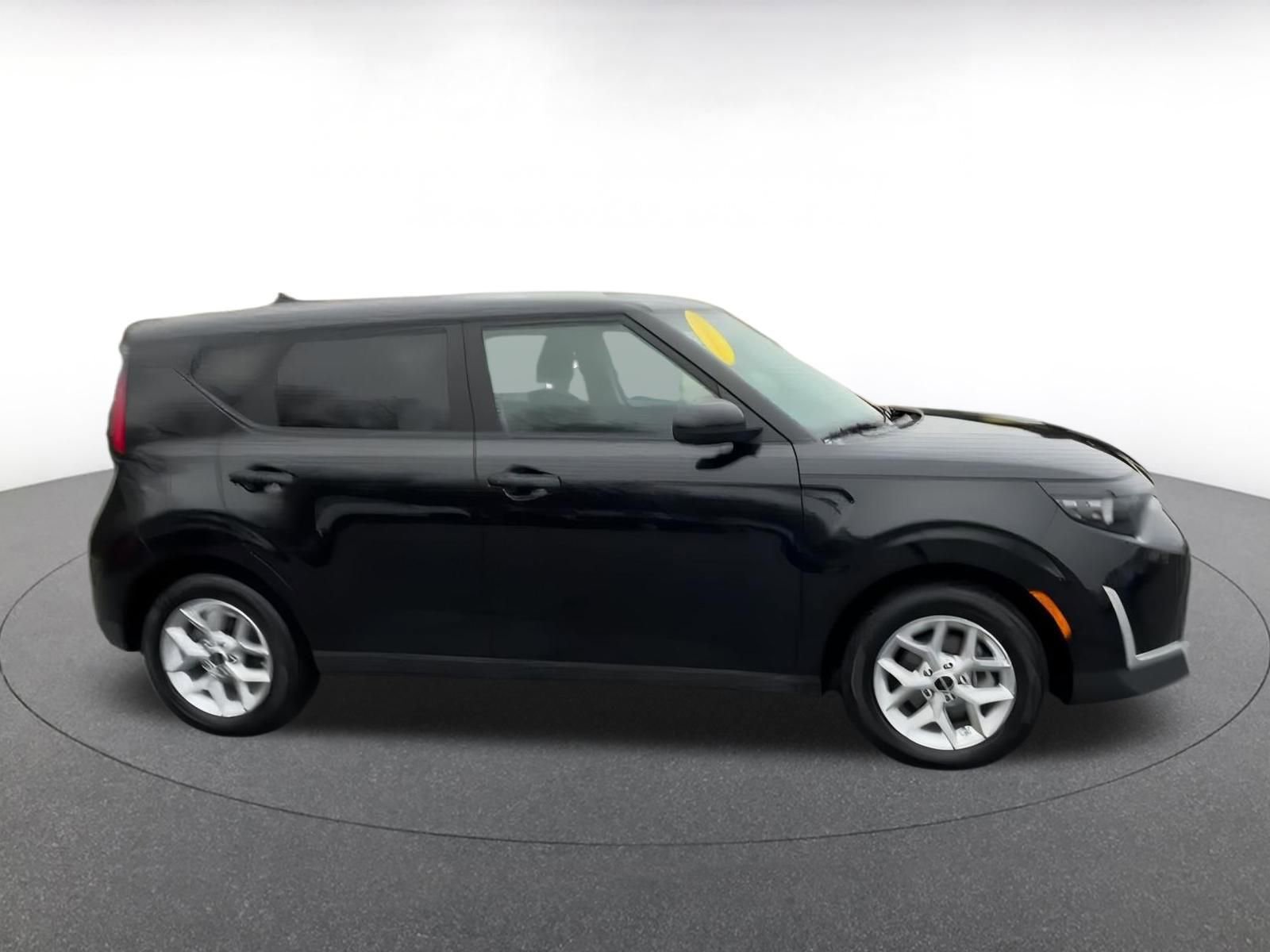 Thumbnail: 2024 Kia Soul - 15