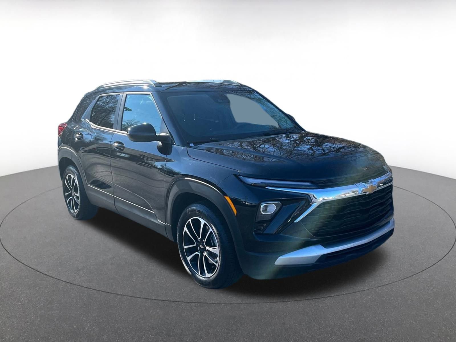 Thumbnail: 2025 Chevrolet TrailBlazer - 1