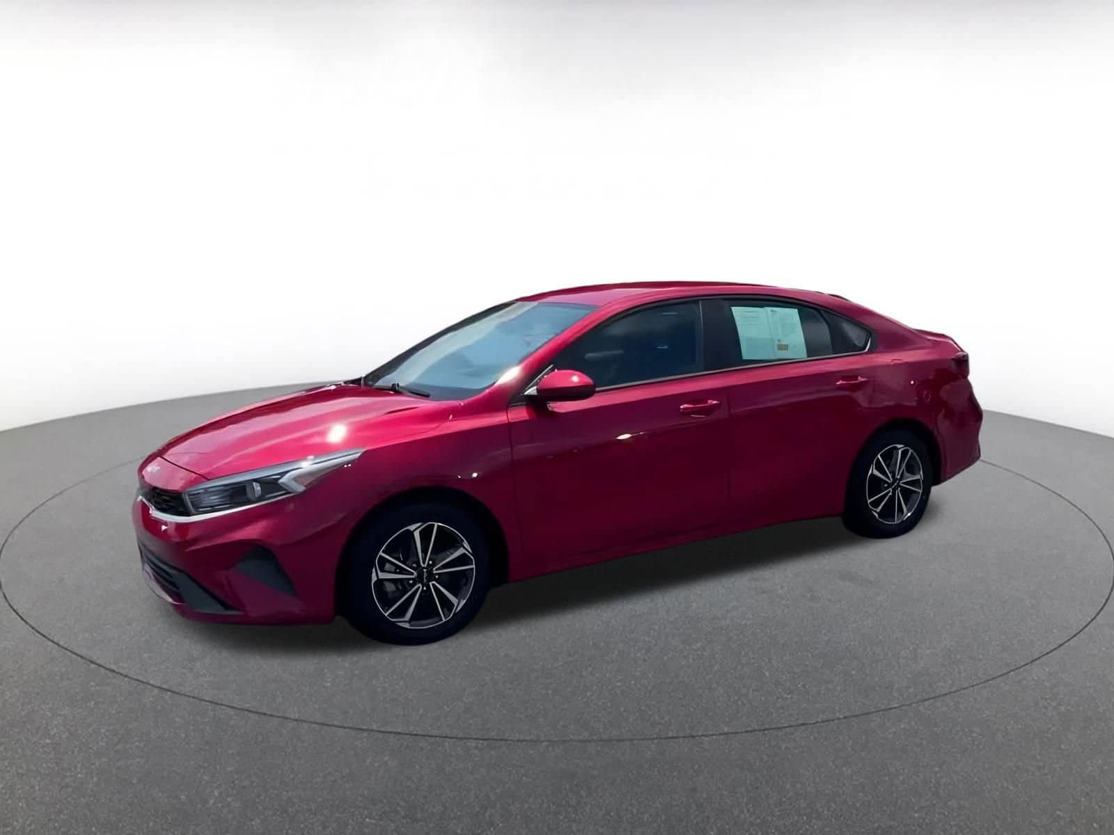 Thumbnail: 2023 Kia Forte - 5