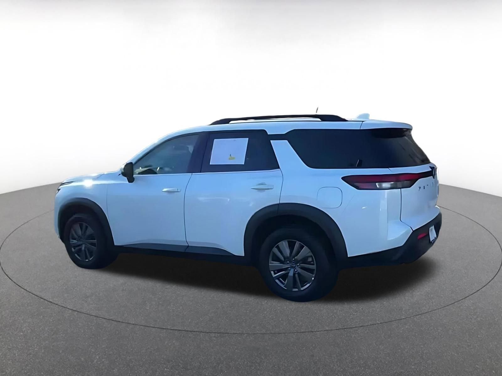 Thumbnail: 2025 Nissan Pathfinder - 8