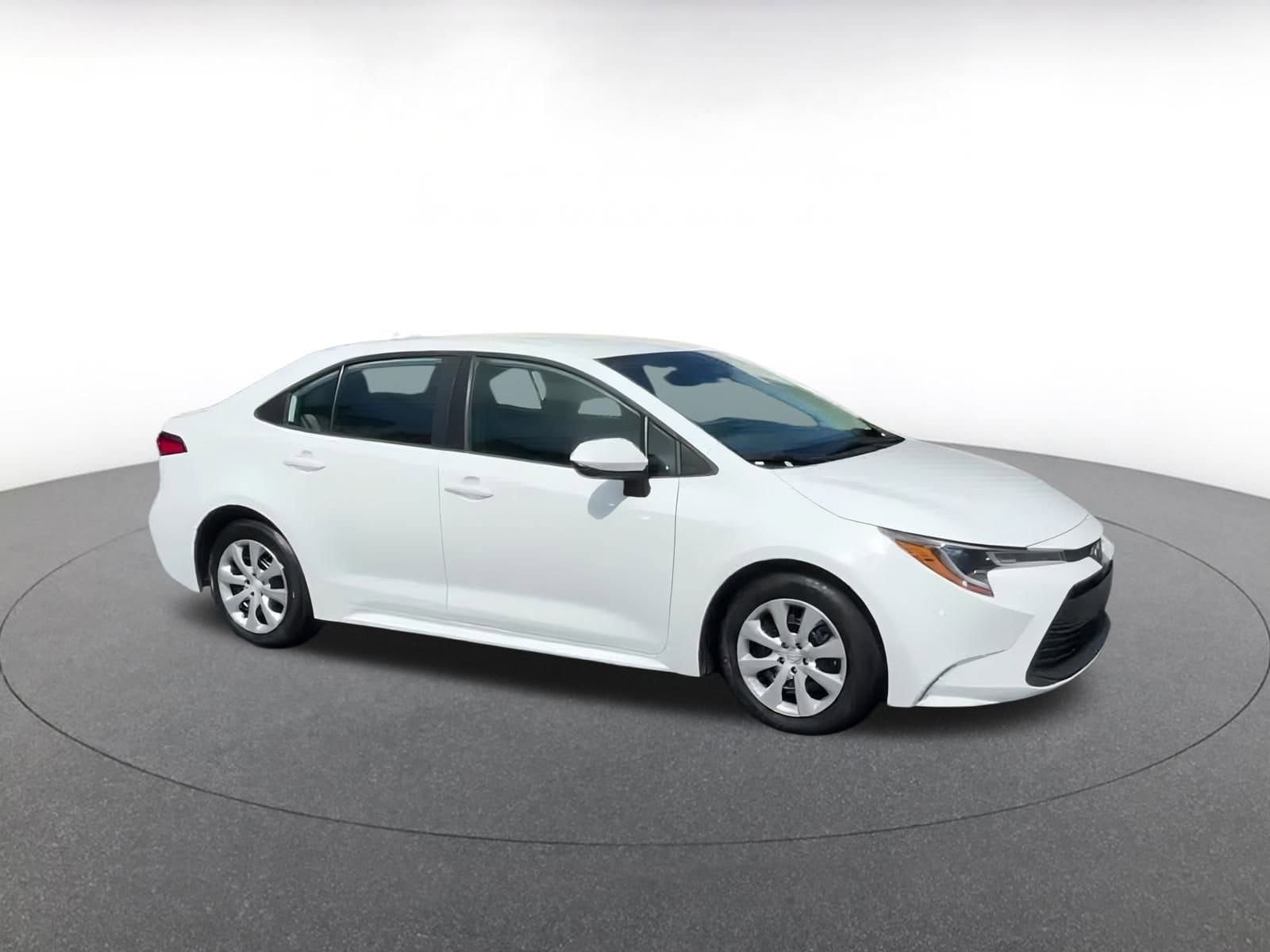 Thumbnail: 2024 Toyota Corolla - 2