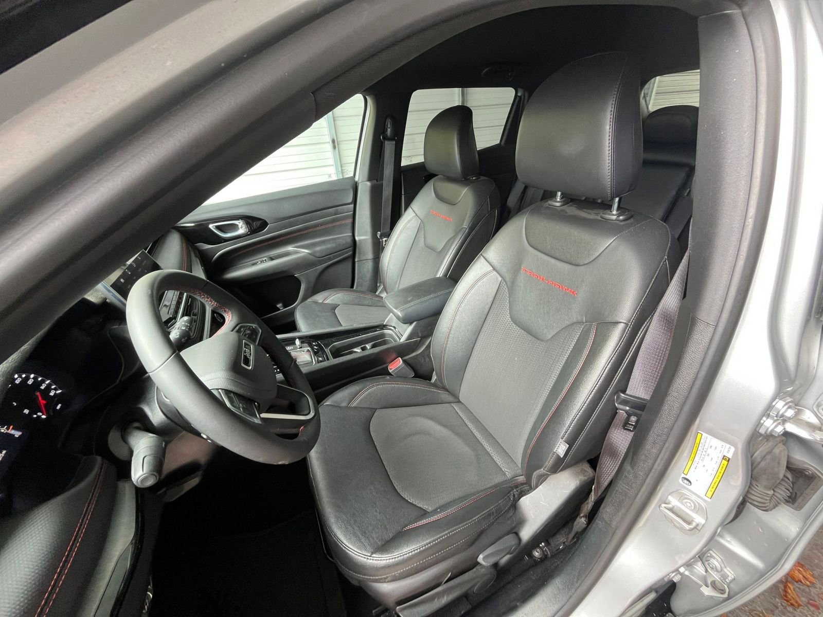 Thumbnail: 2025 Jeep Compass - 32