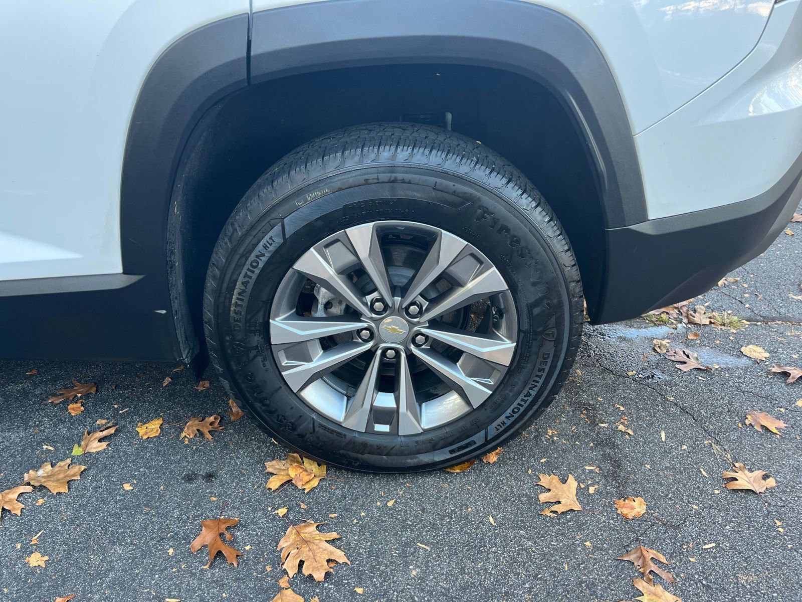 Thumbnail: 2025 Chevrolet Equinox - 25