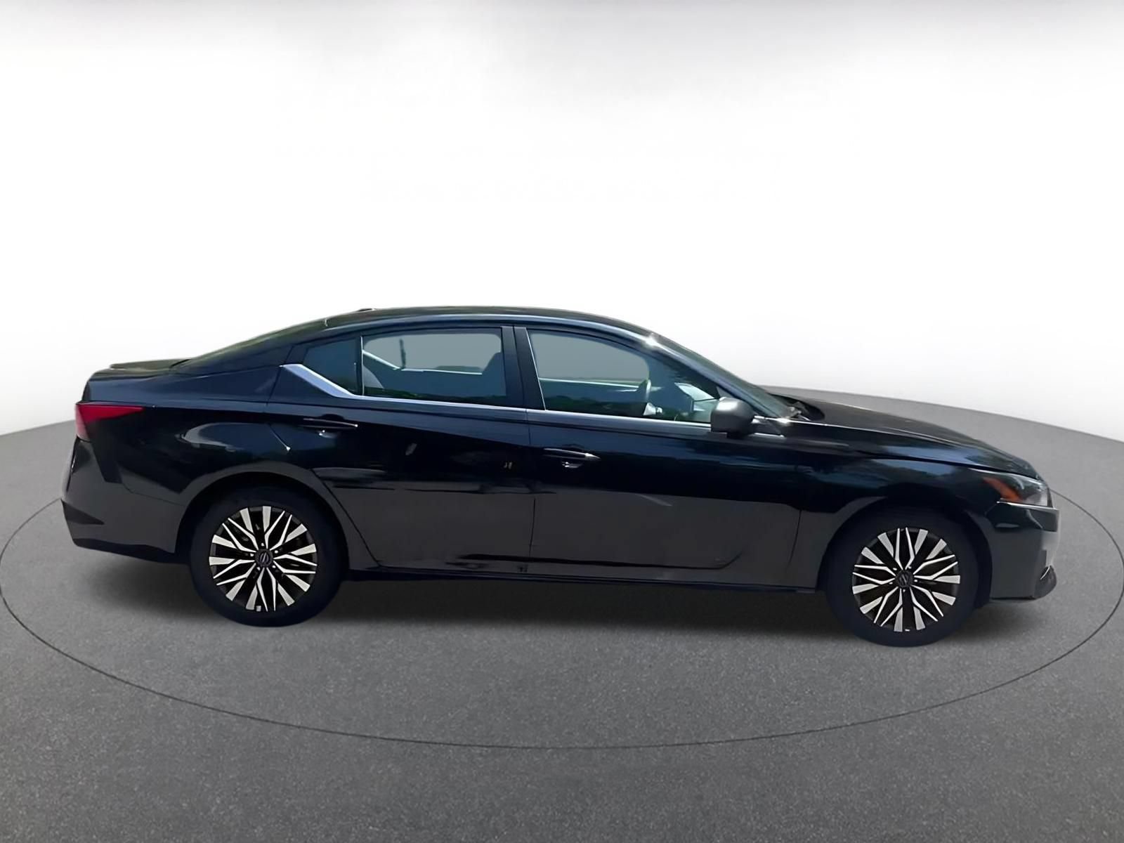 Thumbnail: 2026 Nissan Altima - 13