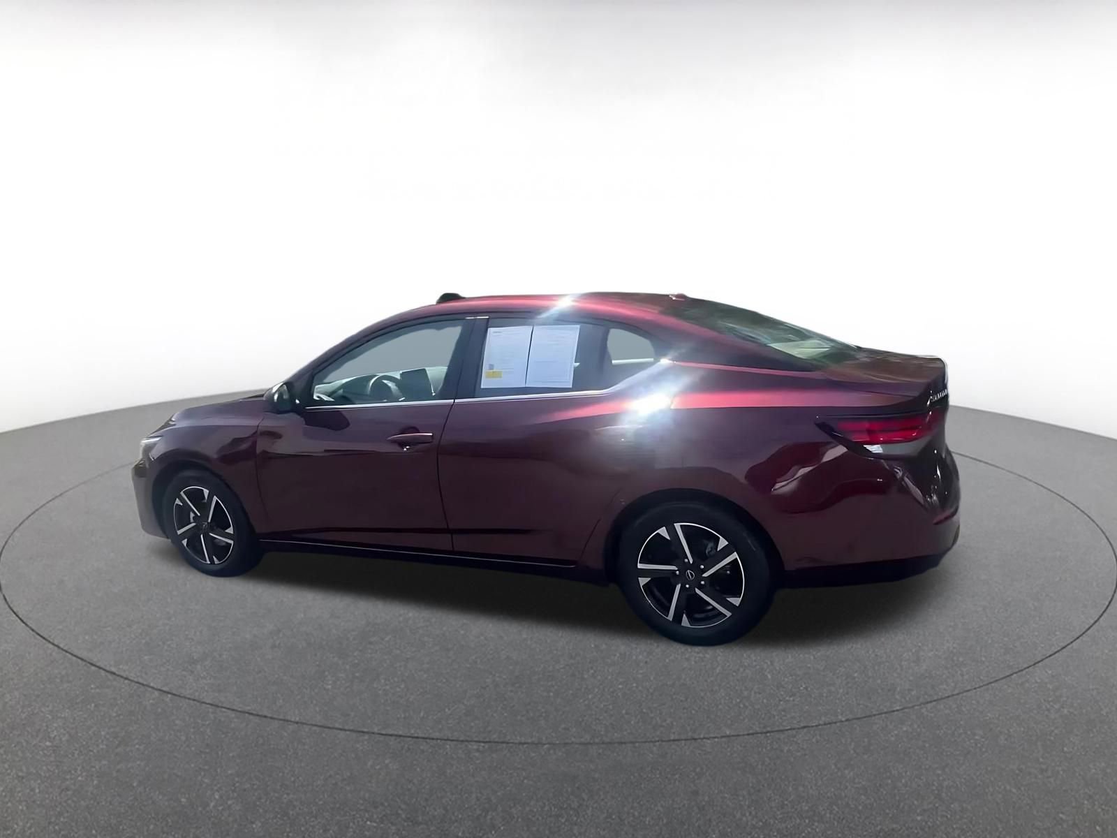 Thumbnail: 2025 Nissan Sentra - 10