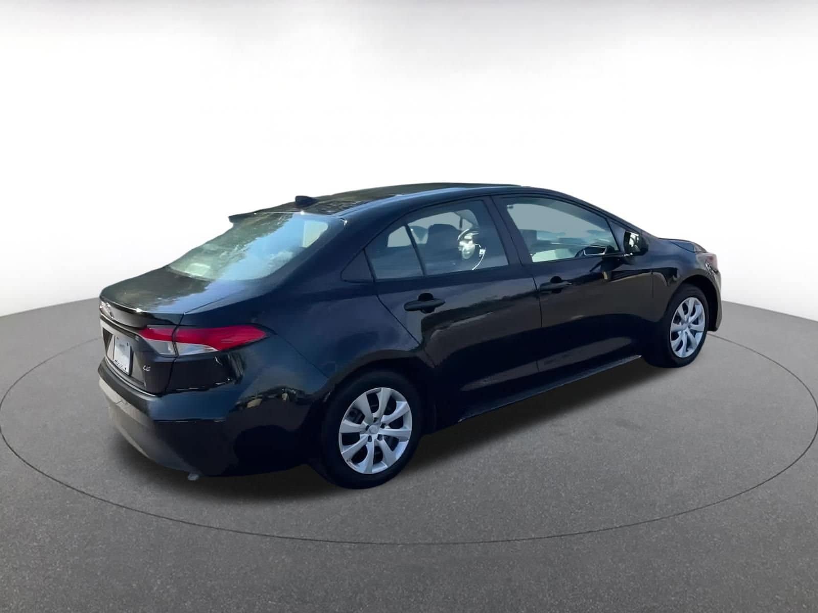 Thumbnail: 2024 Toyota Corolla - 13