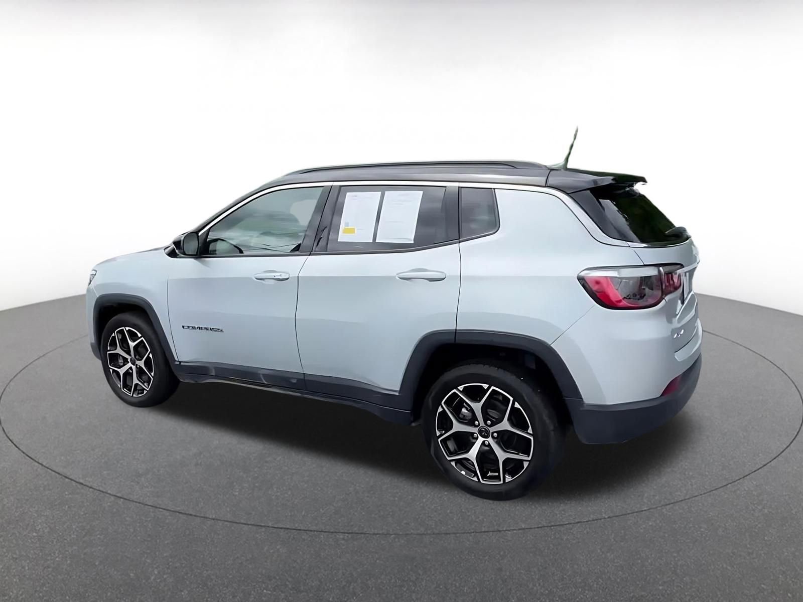 Thumbnail: 2025 Jeep Compass - 10