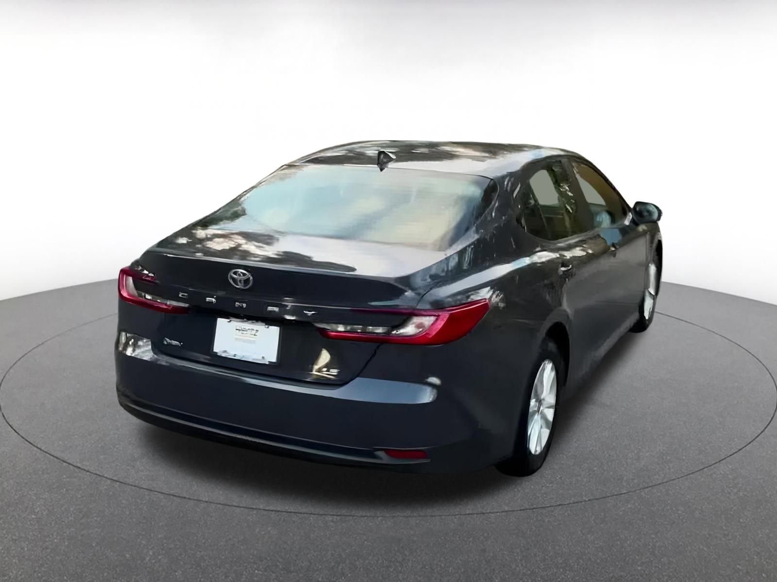 Thumbnail: 2025 Toyota Camry - 11