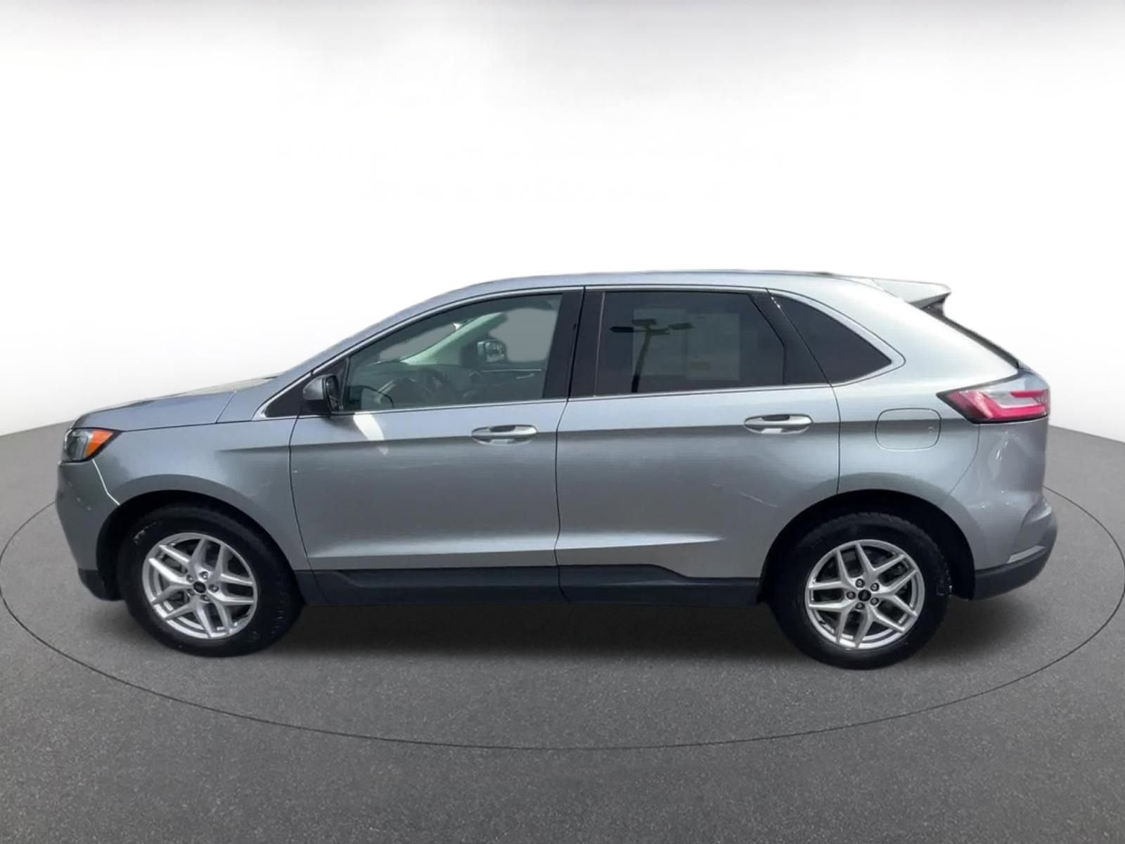 Thumbnail: 2024 Ford Edge - 8
