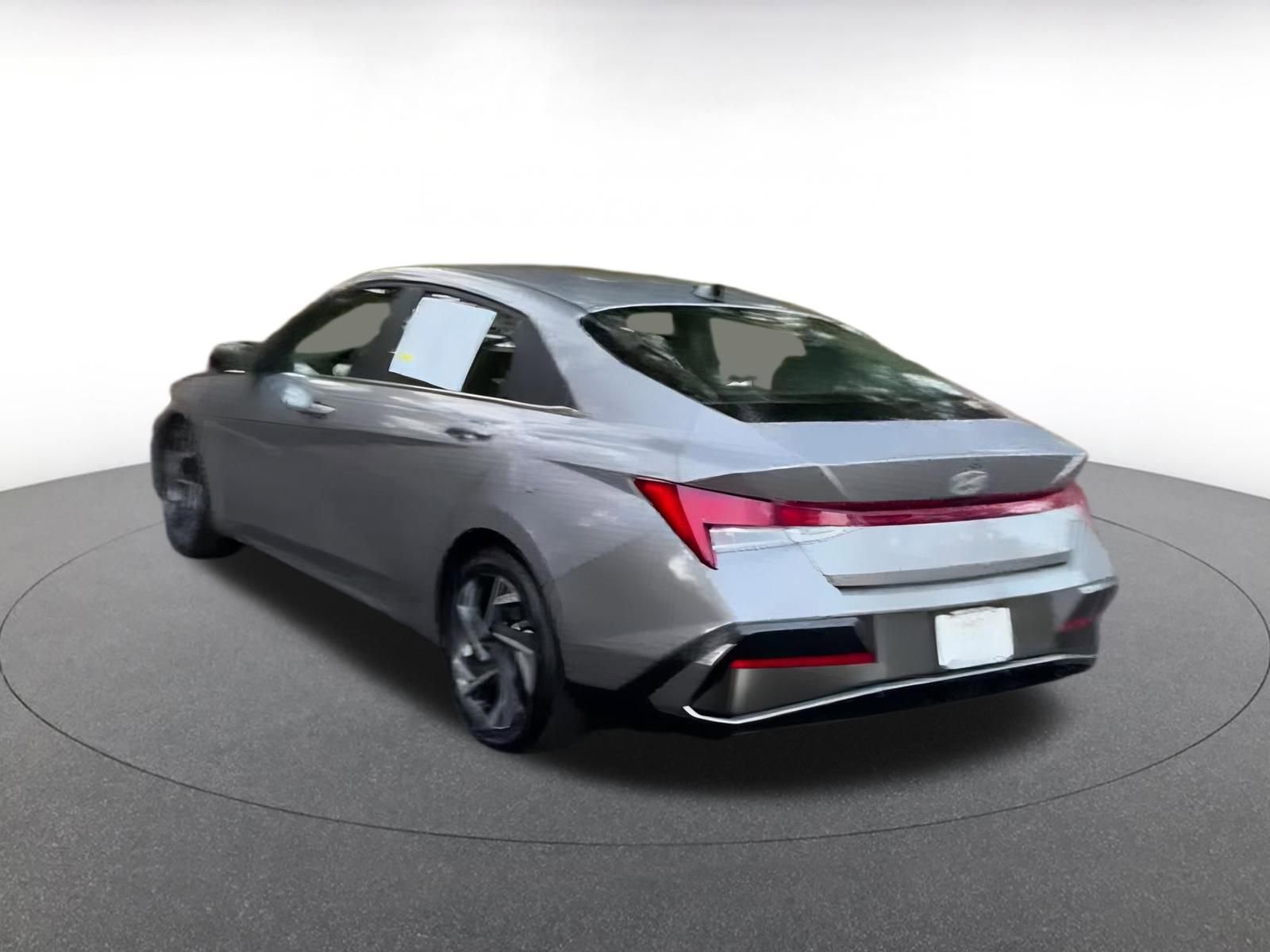 Thumbnail: 2025 Hyundai Elantra - 11