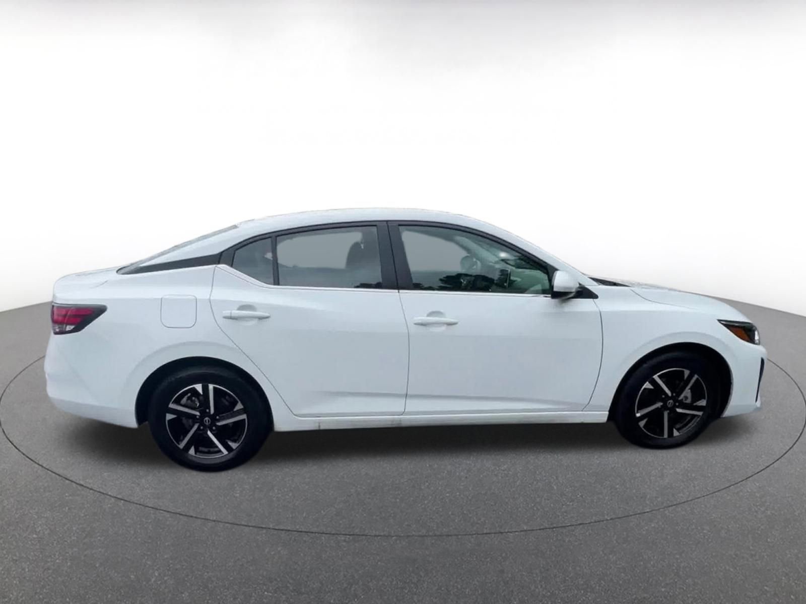 Thumbnail: 2025 Nissan Sentra - 16