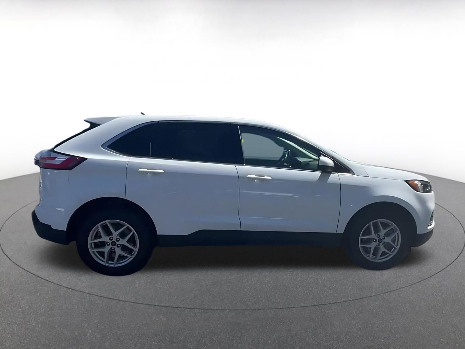 Thumbnail: 2024 Ford Edge - 16