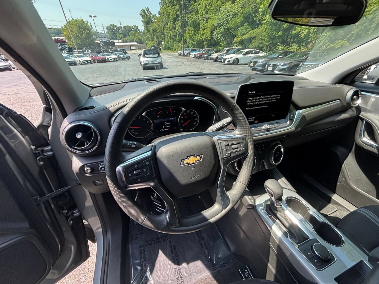 Thumbnail: 2026 Chevrolet Blazer - 31
