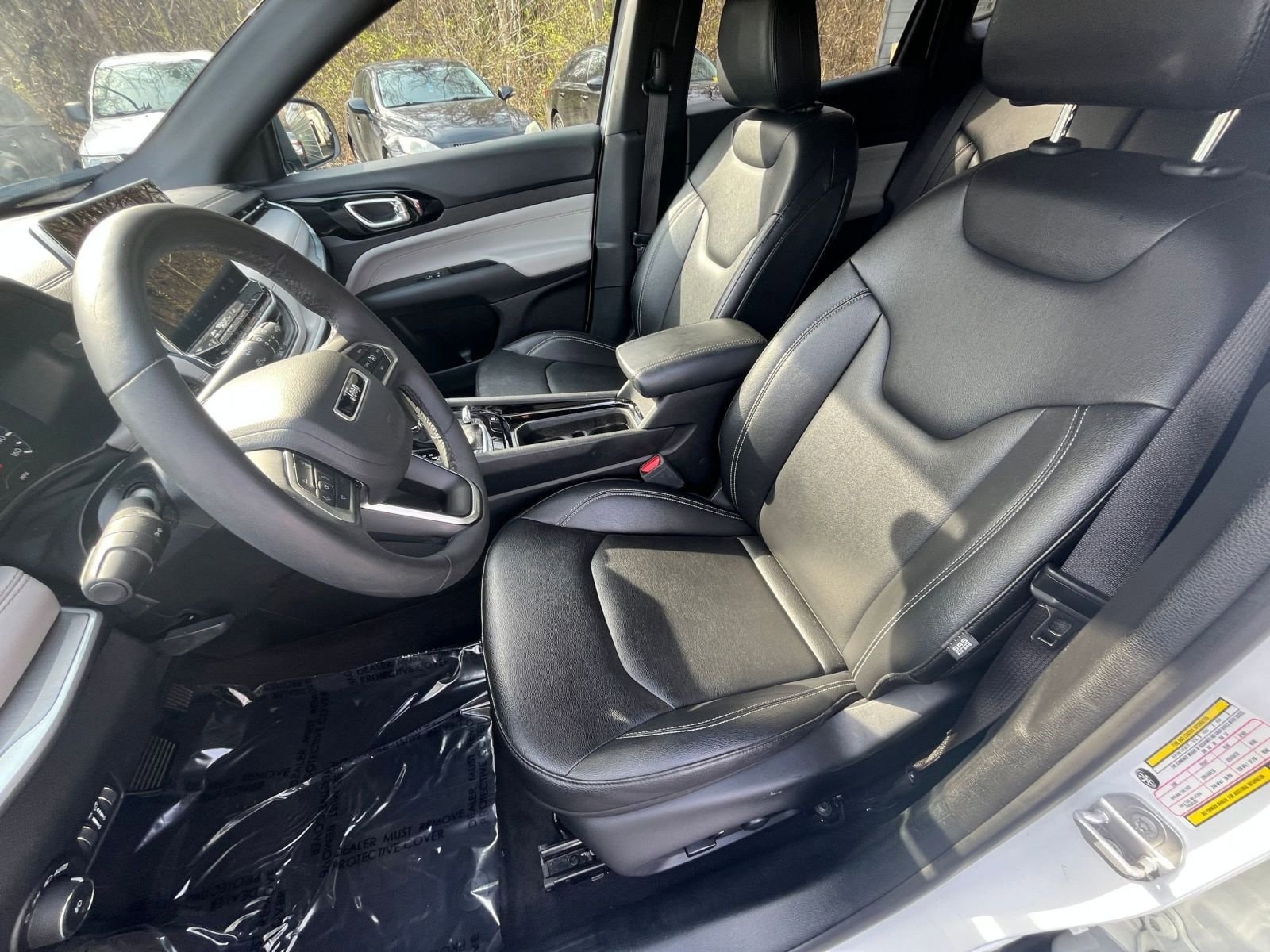 Thumbnail: 2025 Jeep Compass - 31