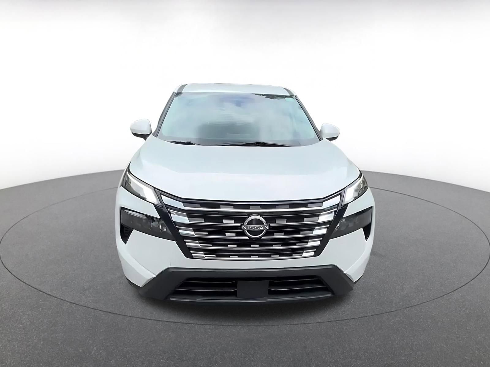Thumbnail: 2025 Nissan Rogue - 3